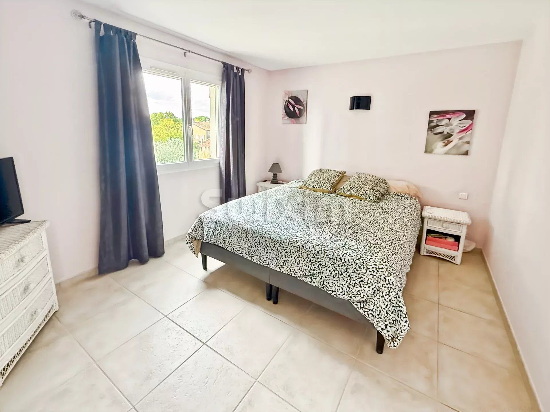 casa 5 Camere in vendita su Bourg-Saint-Andéol (07700)