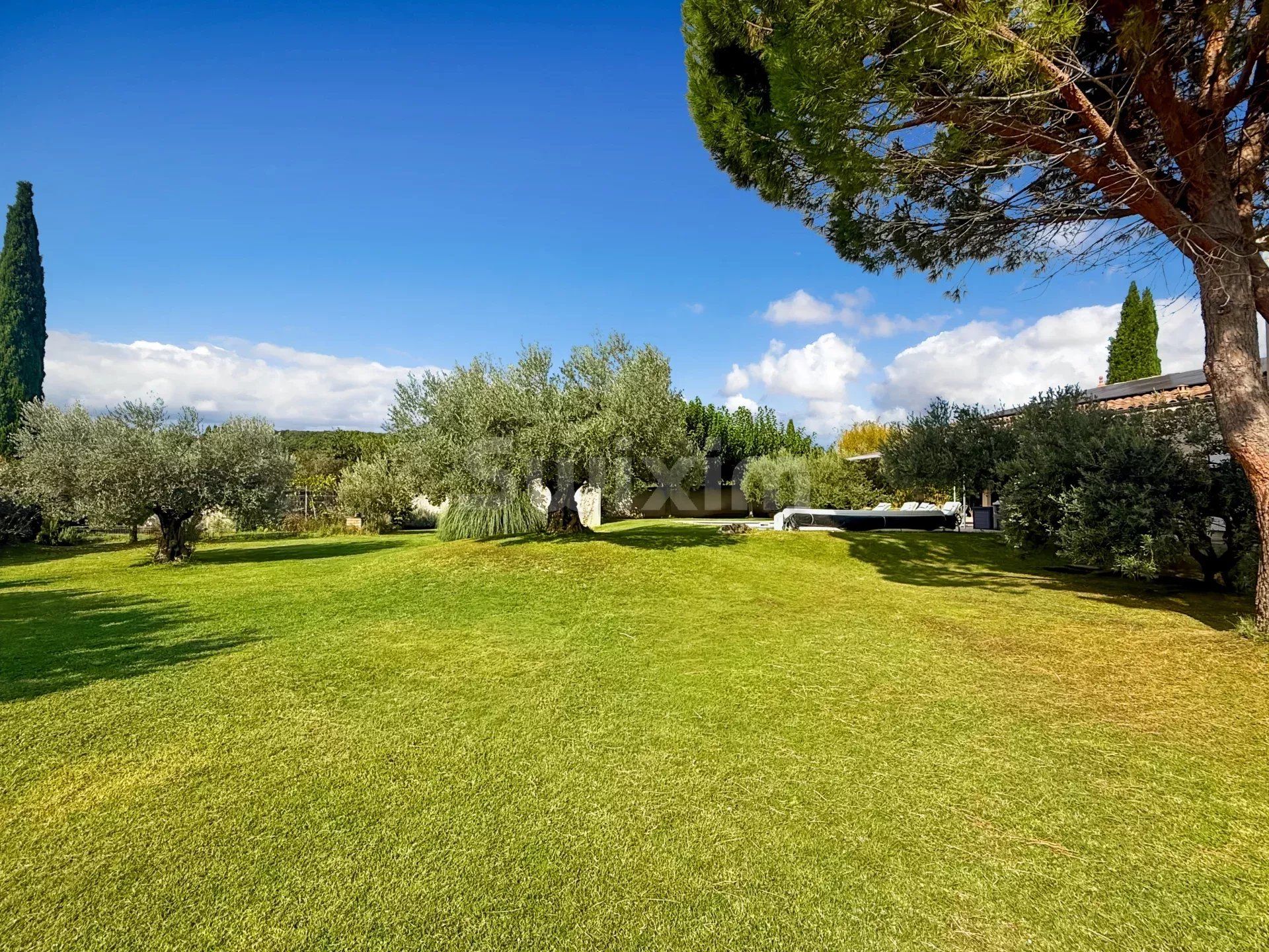 casa 5 Camere in vendita su Bourg-Saint-Andéol (07700)