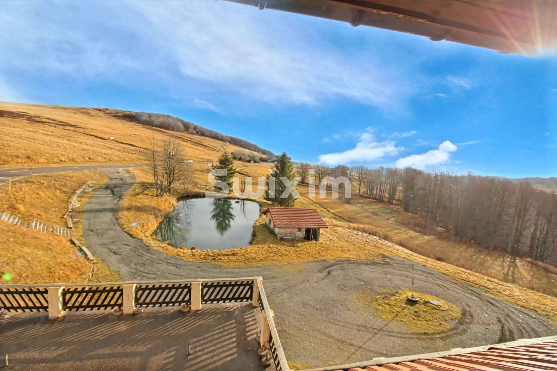 locale commerciale 35 Camere in vendita su Lepuix (90200)