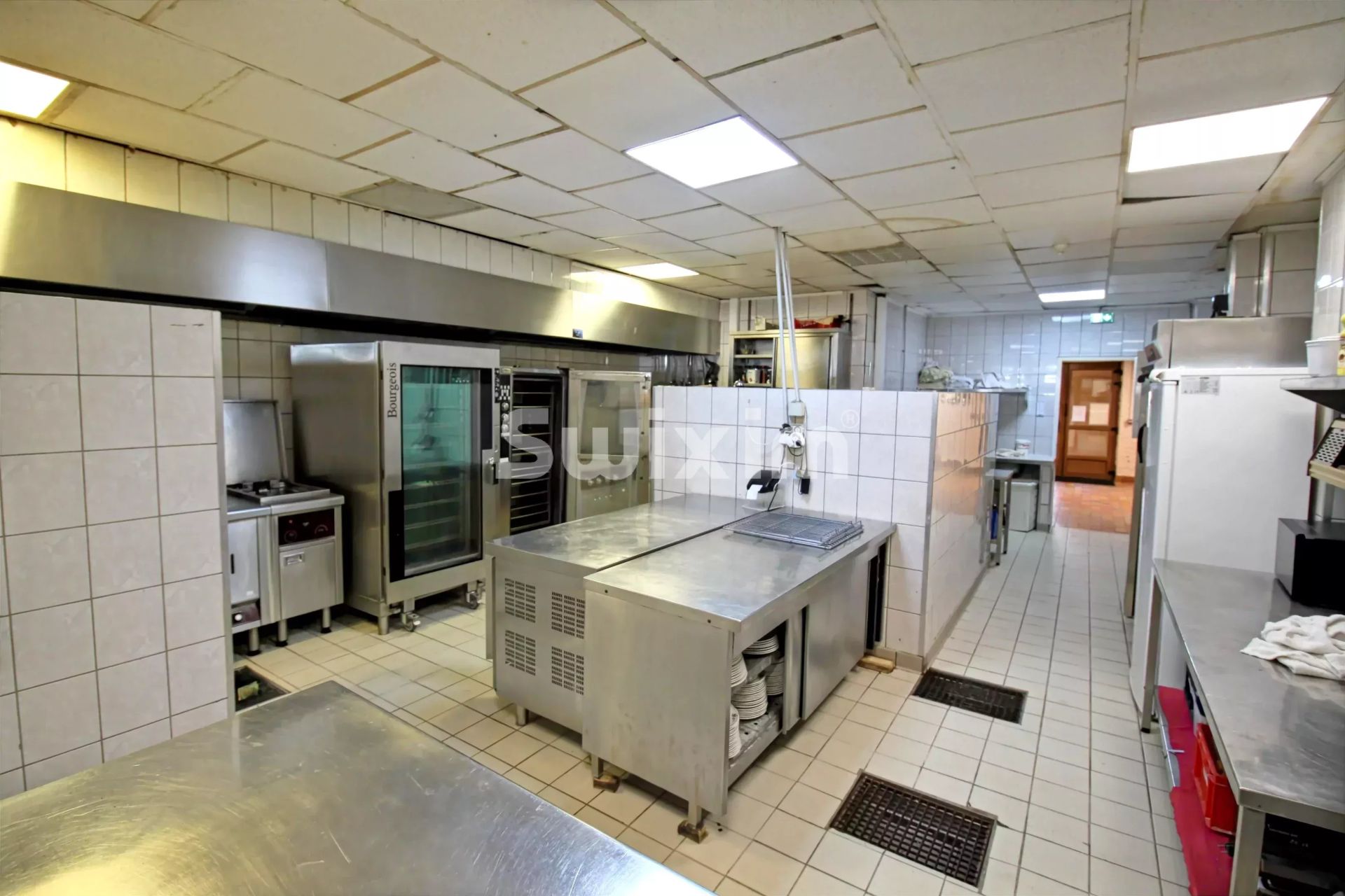 locale commerciale 35 Camere in vendita su Lepuix (90200)