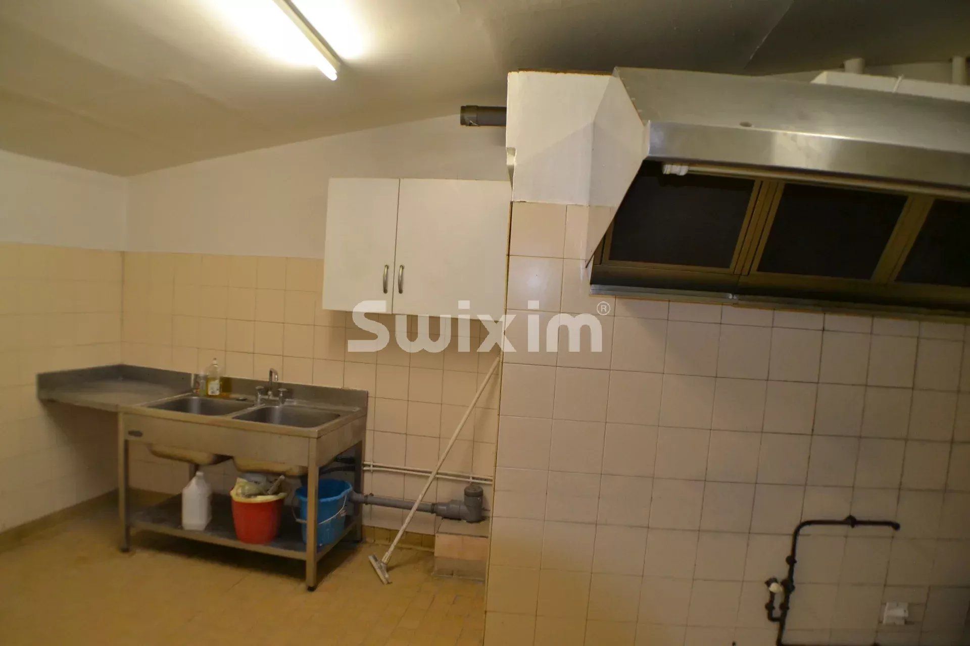 stadthaus 6 Zimmer zum verkauf auf Arles (13200)