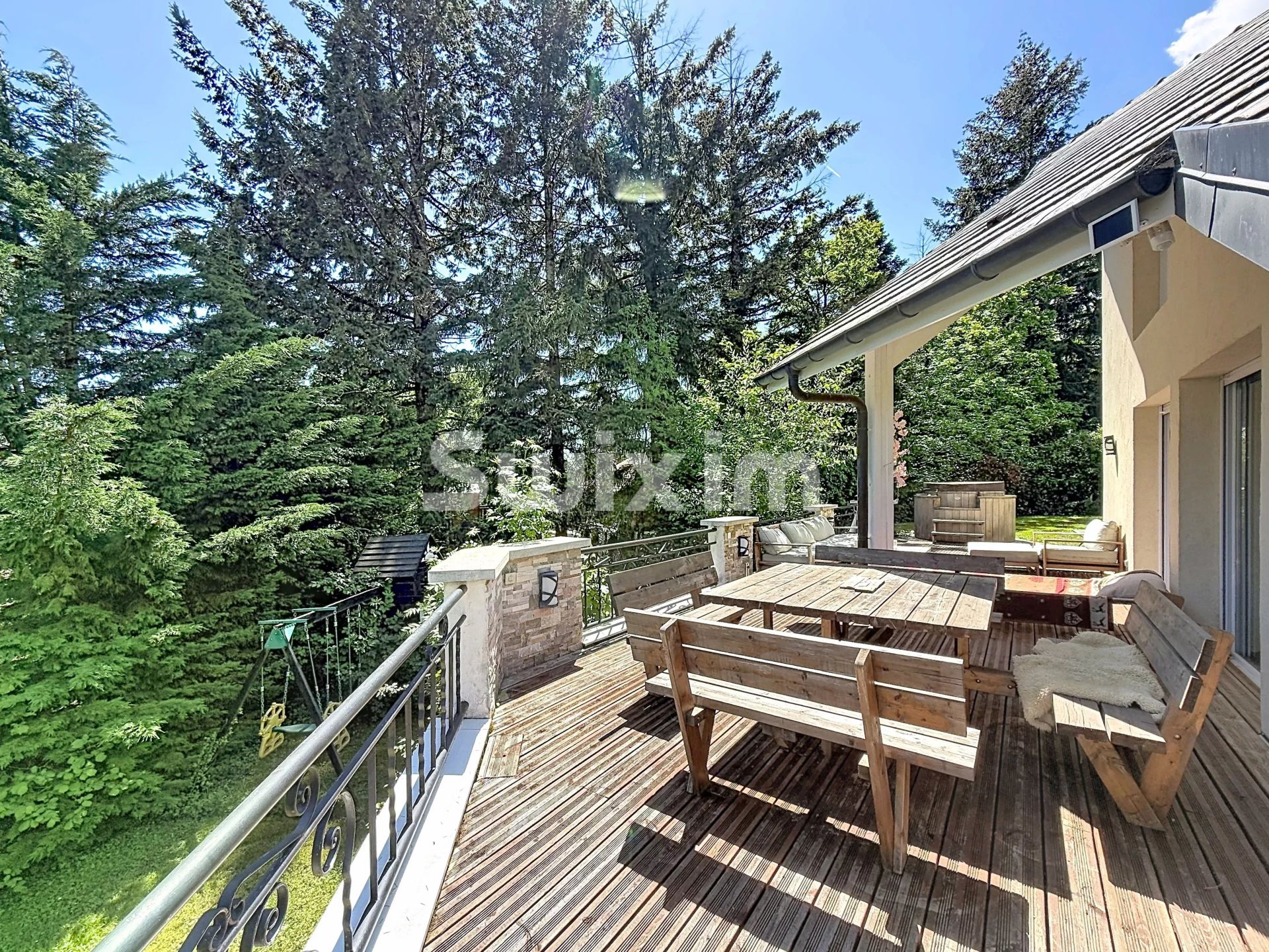 maison 7 Pièces en vente sur Échenevex (01170)