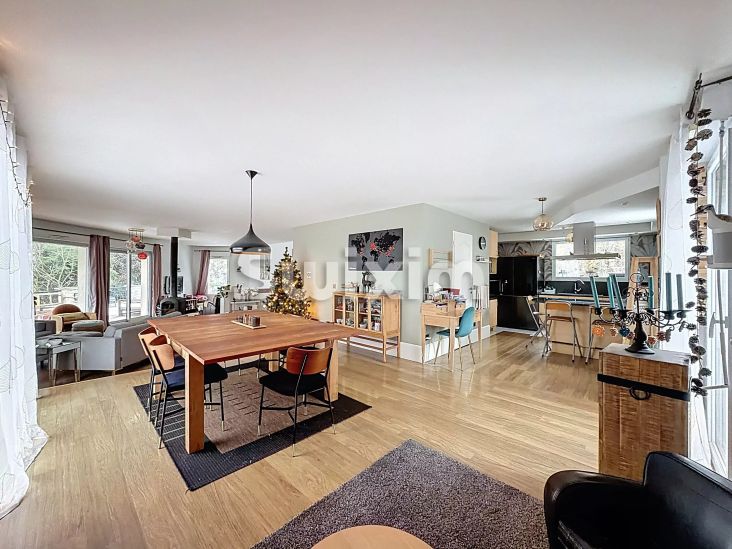 Vente Maison Échenevex 7&nbsp;Pièces 321&nbsp;m²