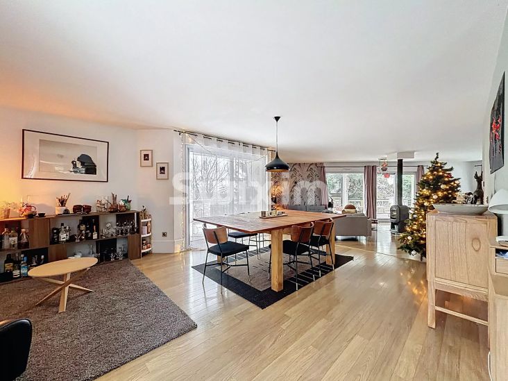 Vente Maison Échenevex 7&nbsp;Pièces 321&nbsp;m²