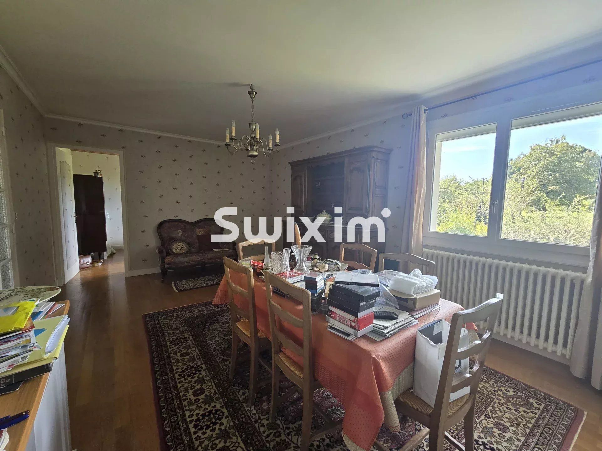 house 5 Rooms for sale on Lons-le-Saunier (39000)