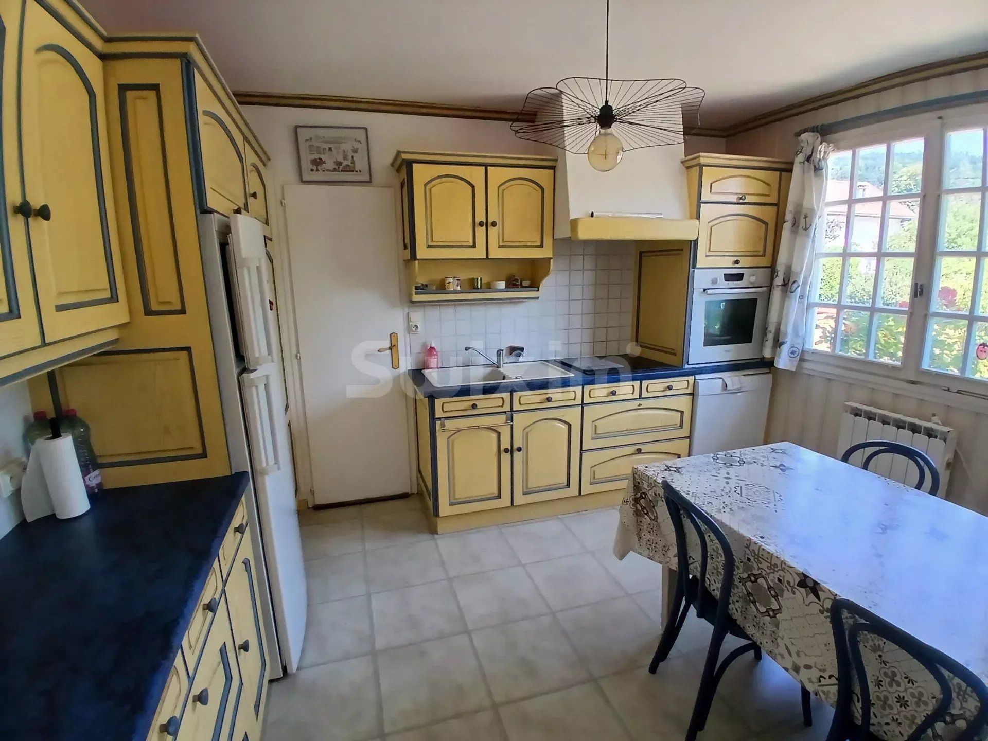 casa 8 Camere in vendita su Champagnole (39300)