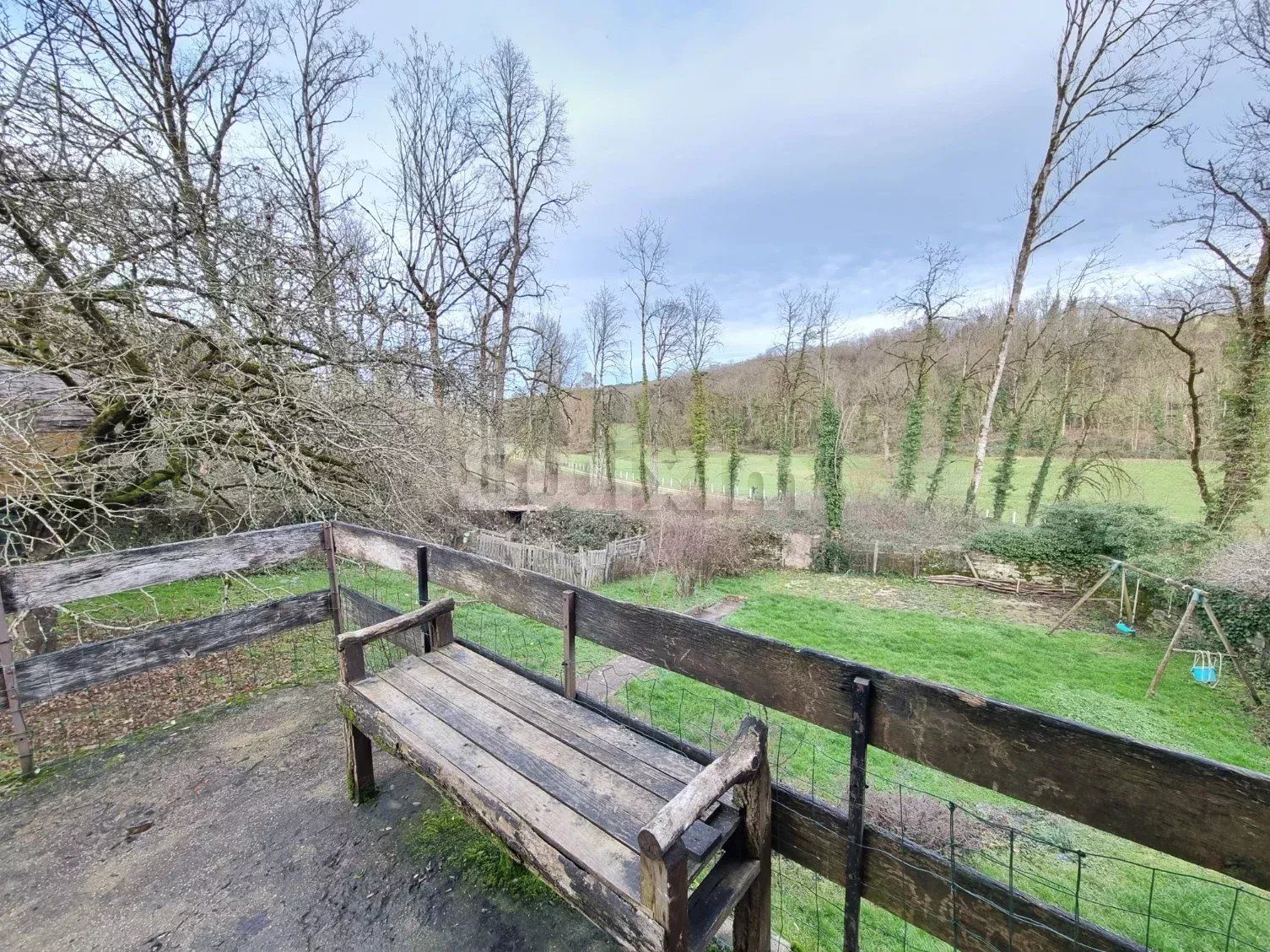 casa 7 Camere in vendita su Domecy-sur-le-Vault (89200)