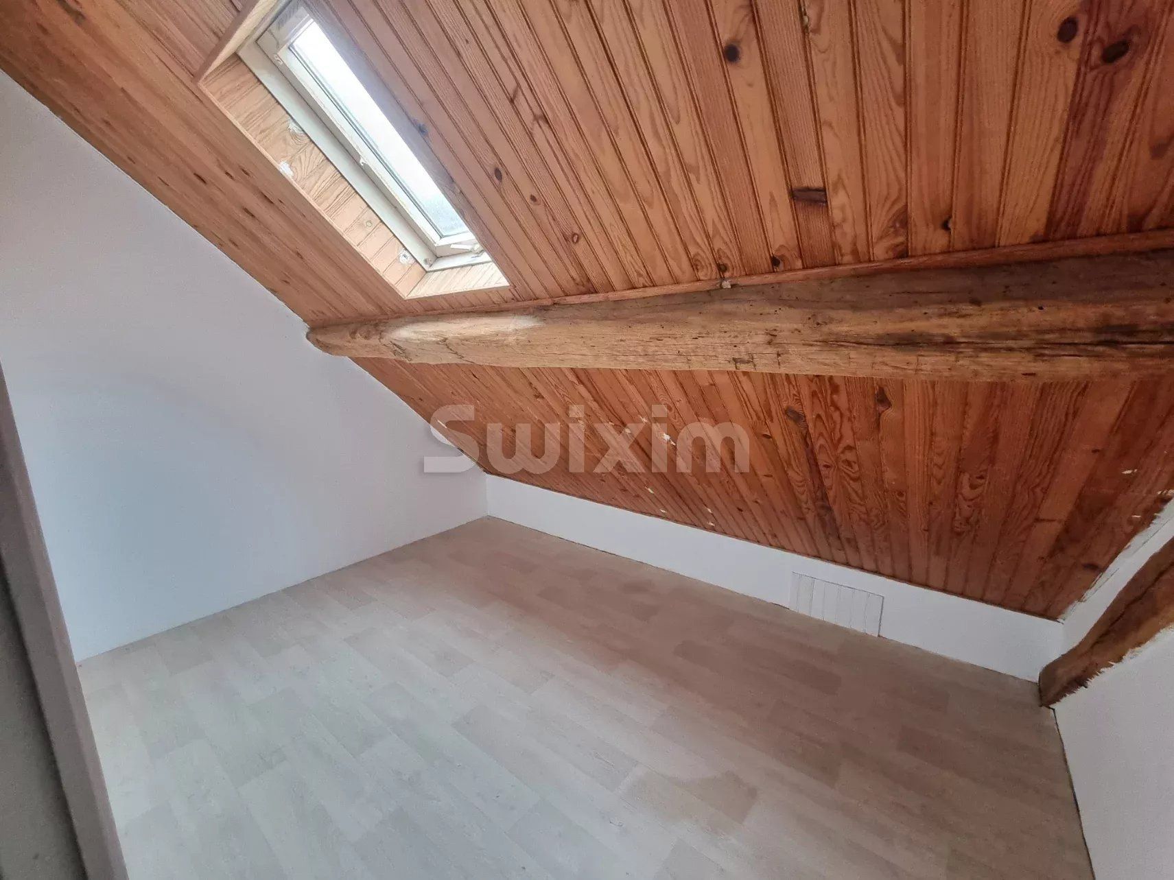 casa 7 Camere in vendita su Domecy-sur-le-Vault (89200)