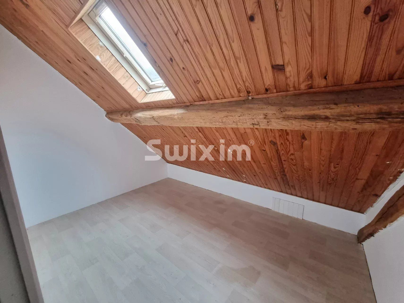 casa 7 Camere in vendita su Domecy-sur-le-Vault (89200)