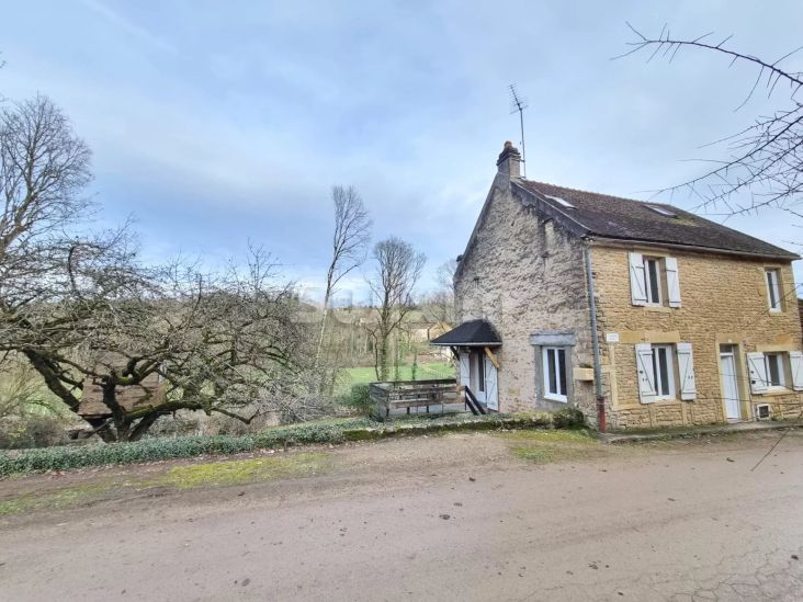 Sale House Domecy-sur-le-Vault 7&nbsp;Rooms 106&nbsp;m²