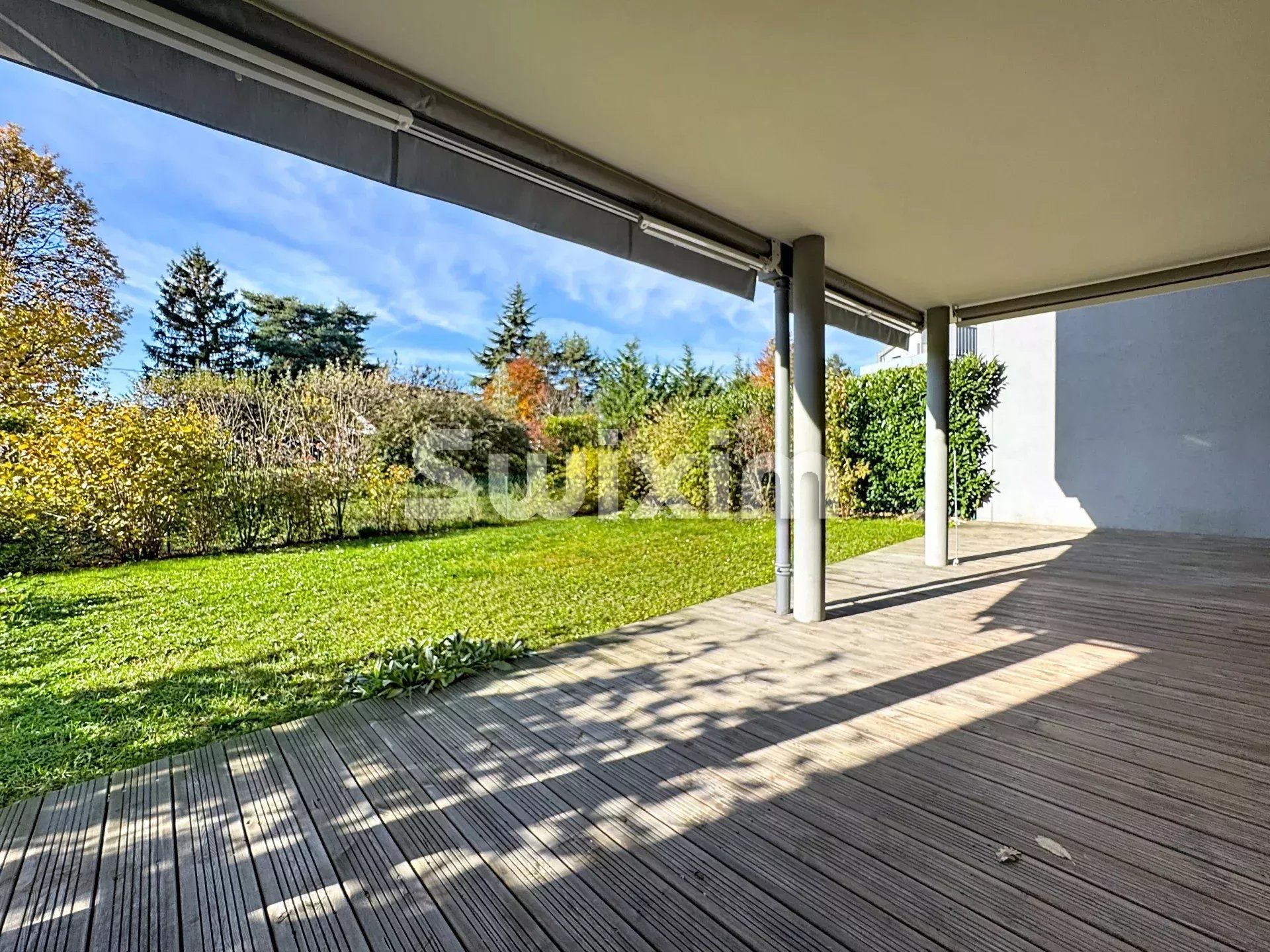 apartment 5 Rooms for sale on Prévessin-Moëns (01280)