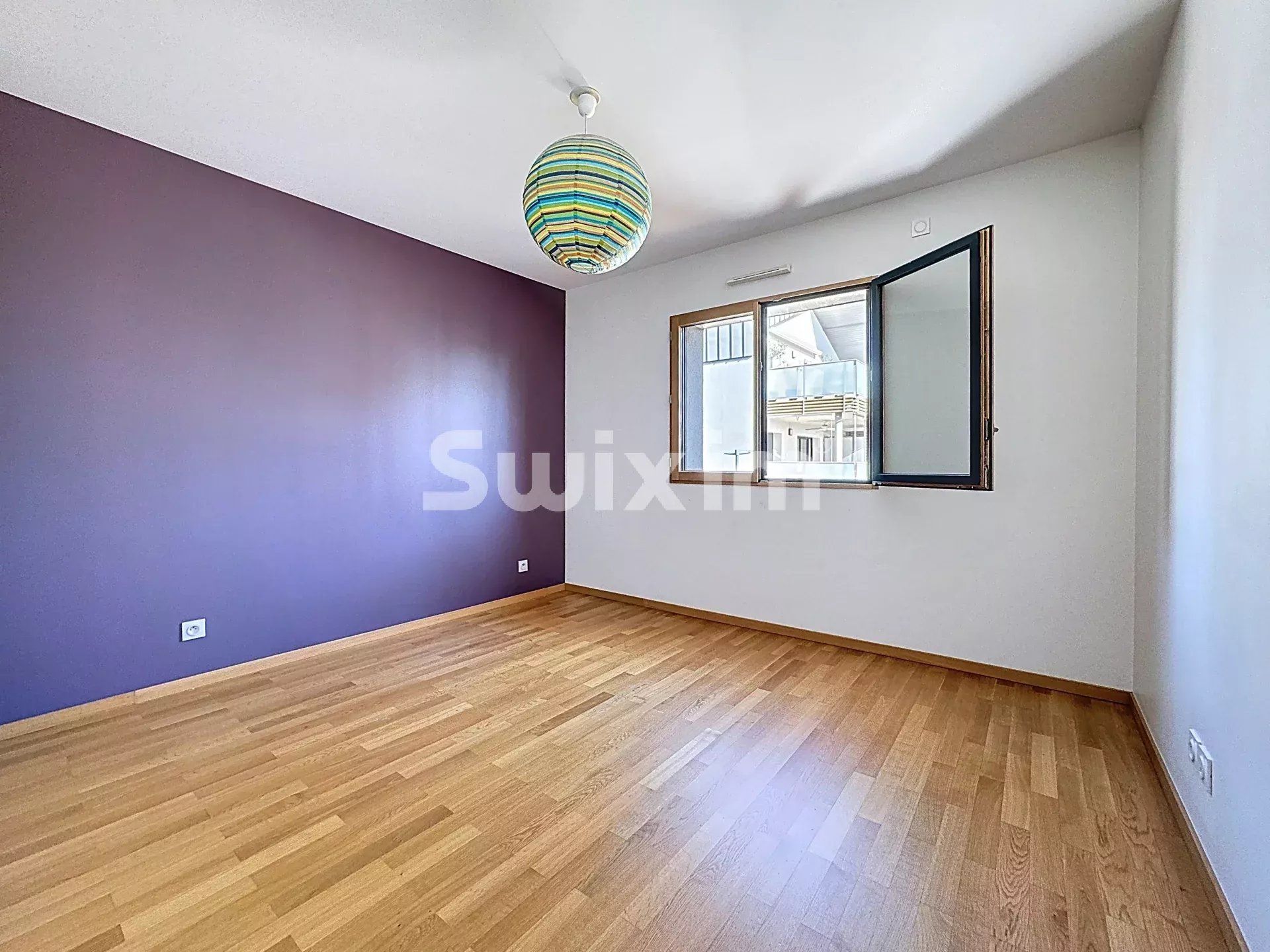 apartment 5 Rooms for sale on Prévessin-Moëns (01280)