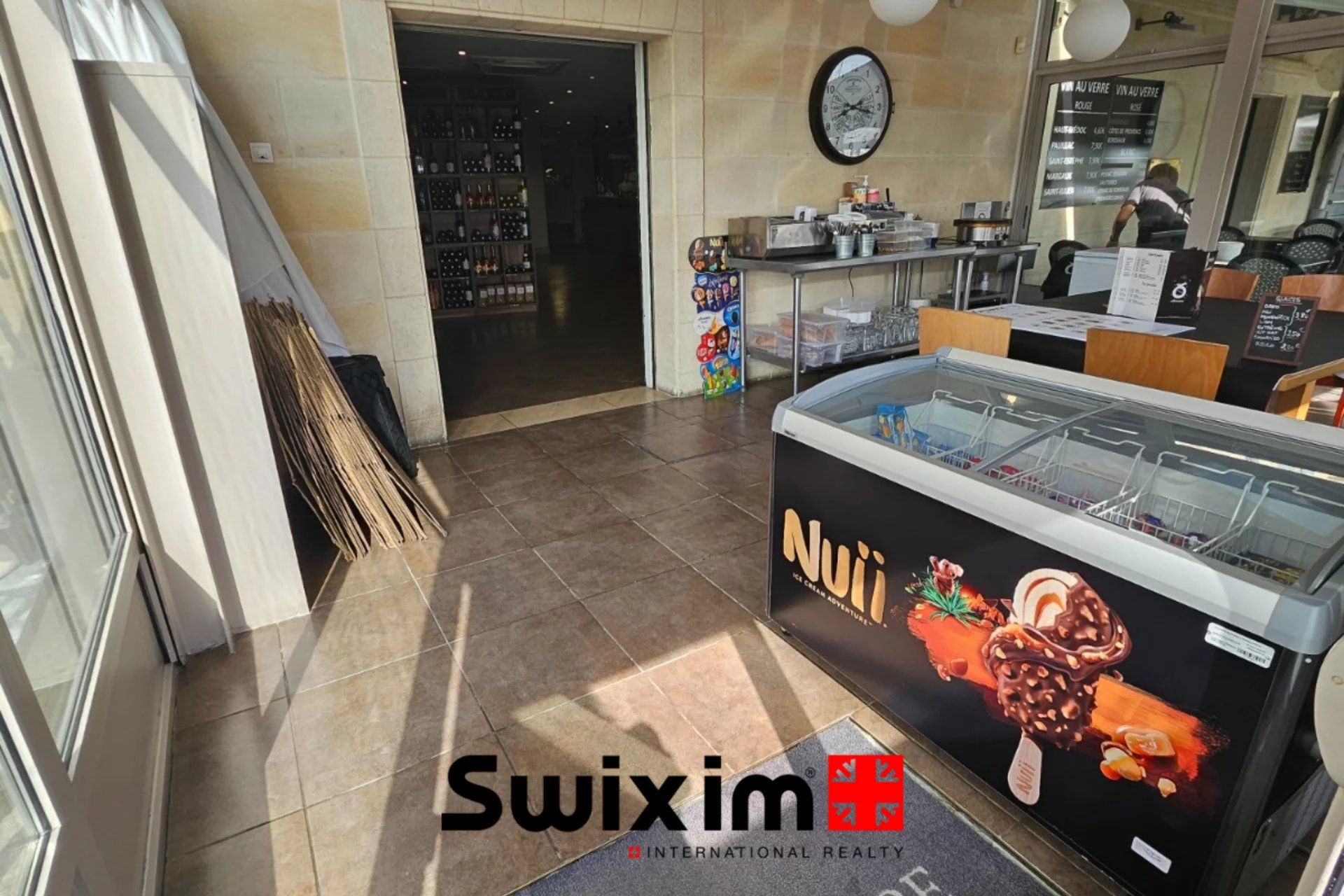 commerce 15 Pièces en vente sur Pauillac (33250)