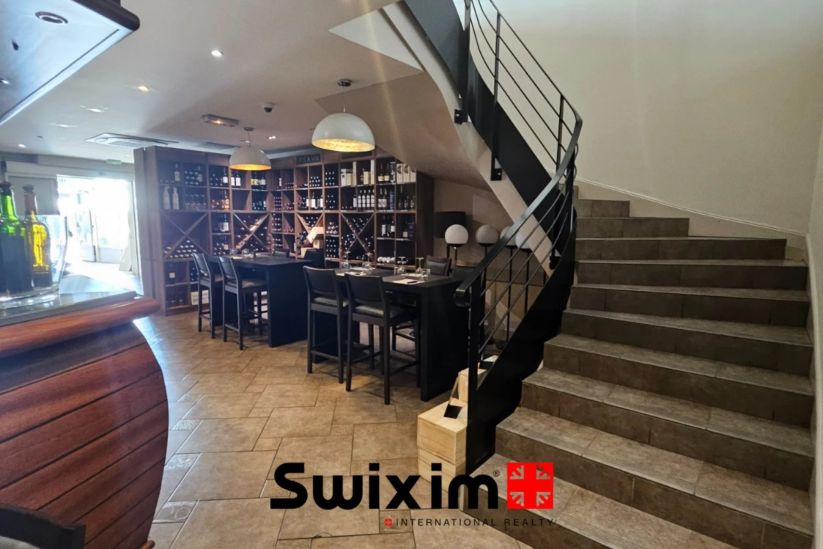 Vente Commerce Pauillac 15&nbsp;Pièces 331.57&nbsp;m²