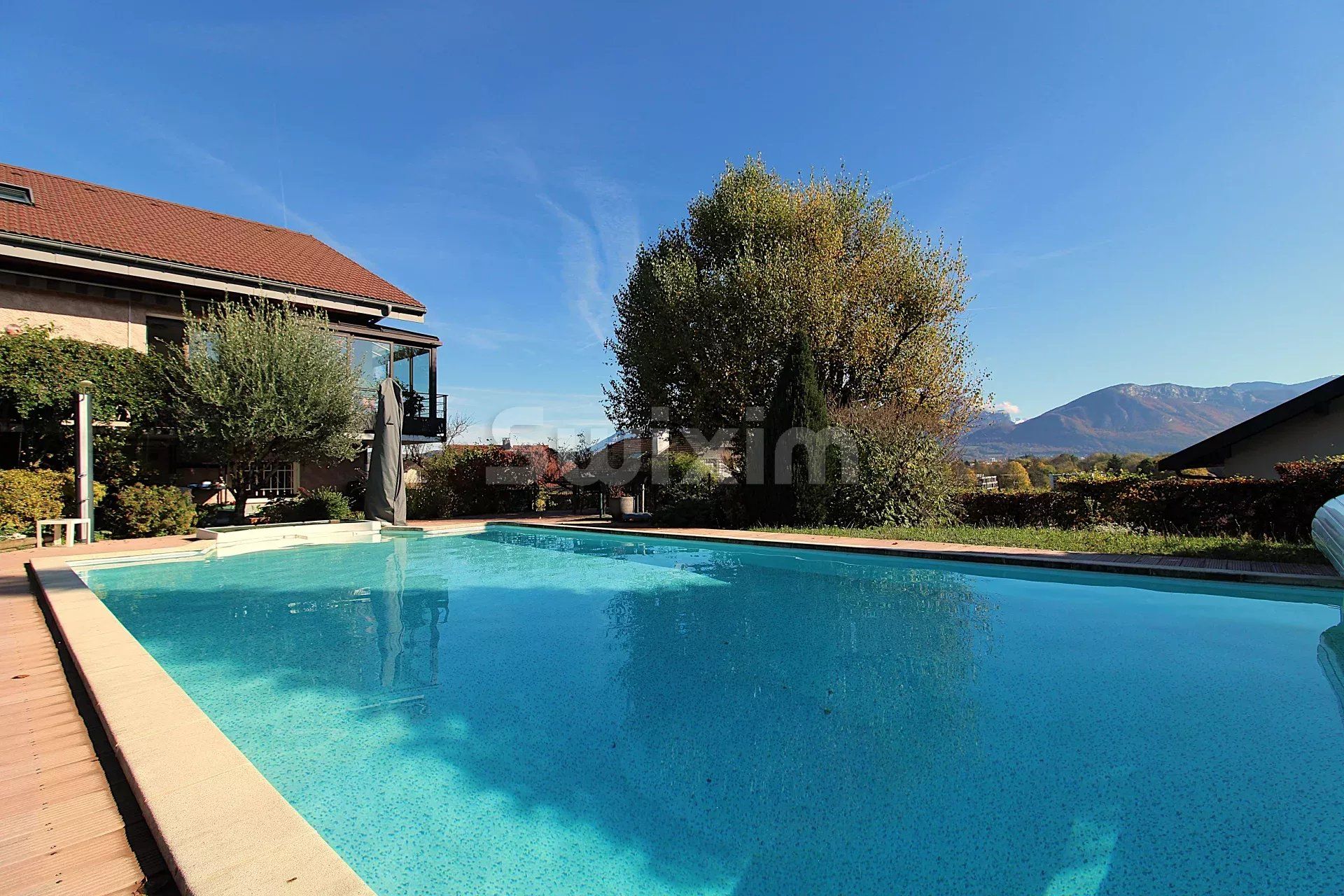 casa 8 Camere in vendita su Poisy (74330)