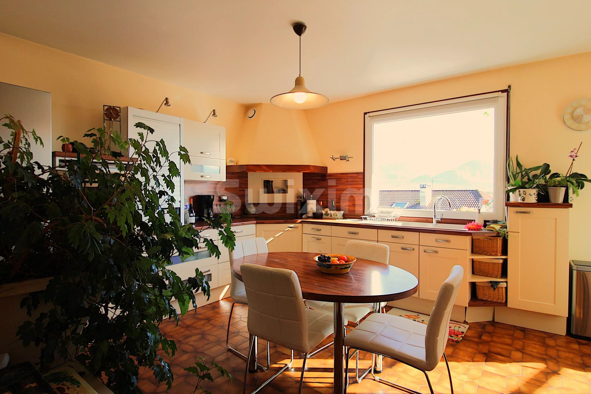 casa 8 Camere in vendita su Poisy (74330)