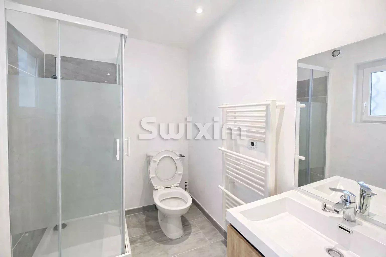 monolocale in affitto su Orange (84100)