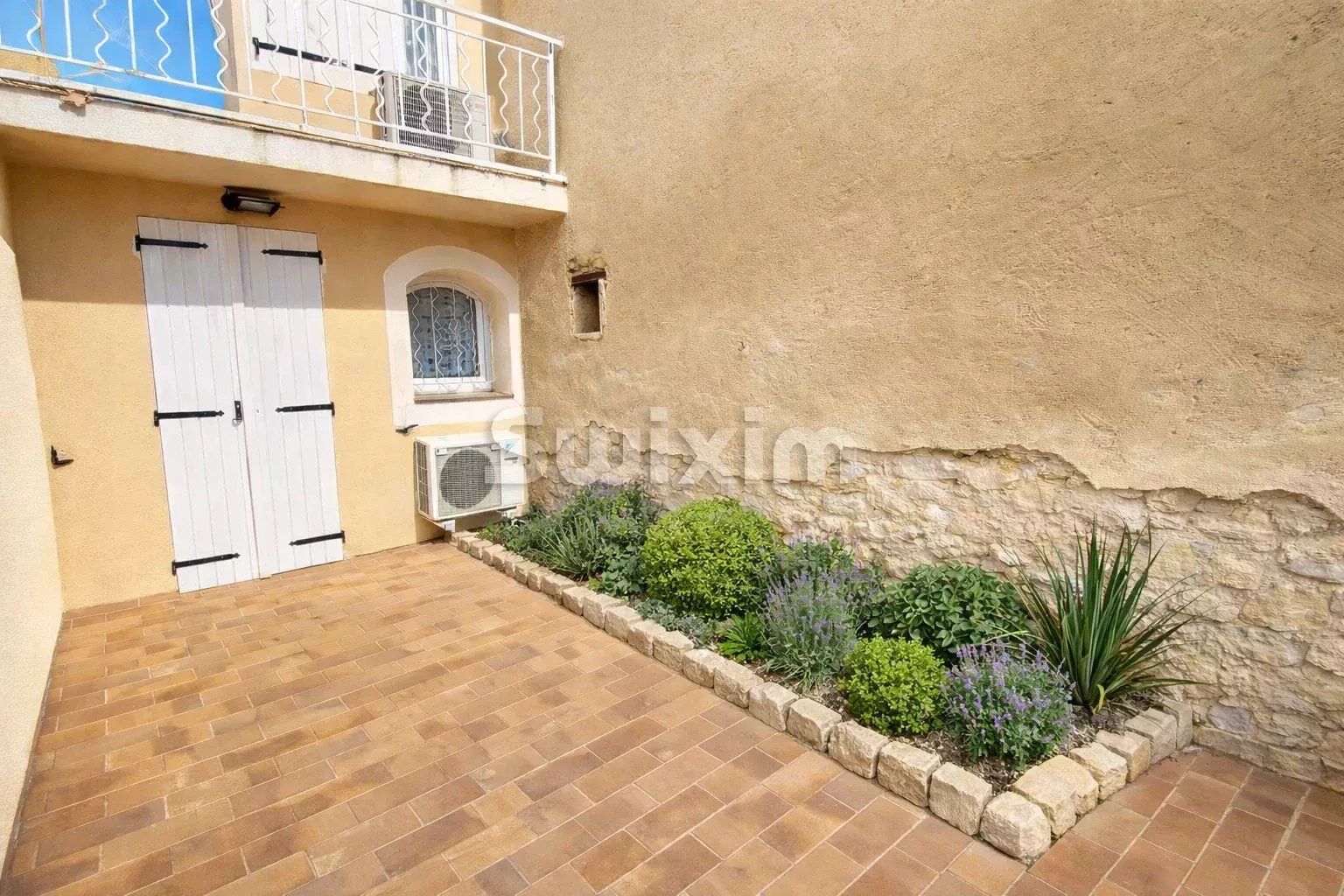 monolocale in affitto su Orange (84100)