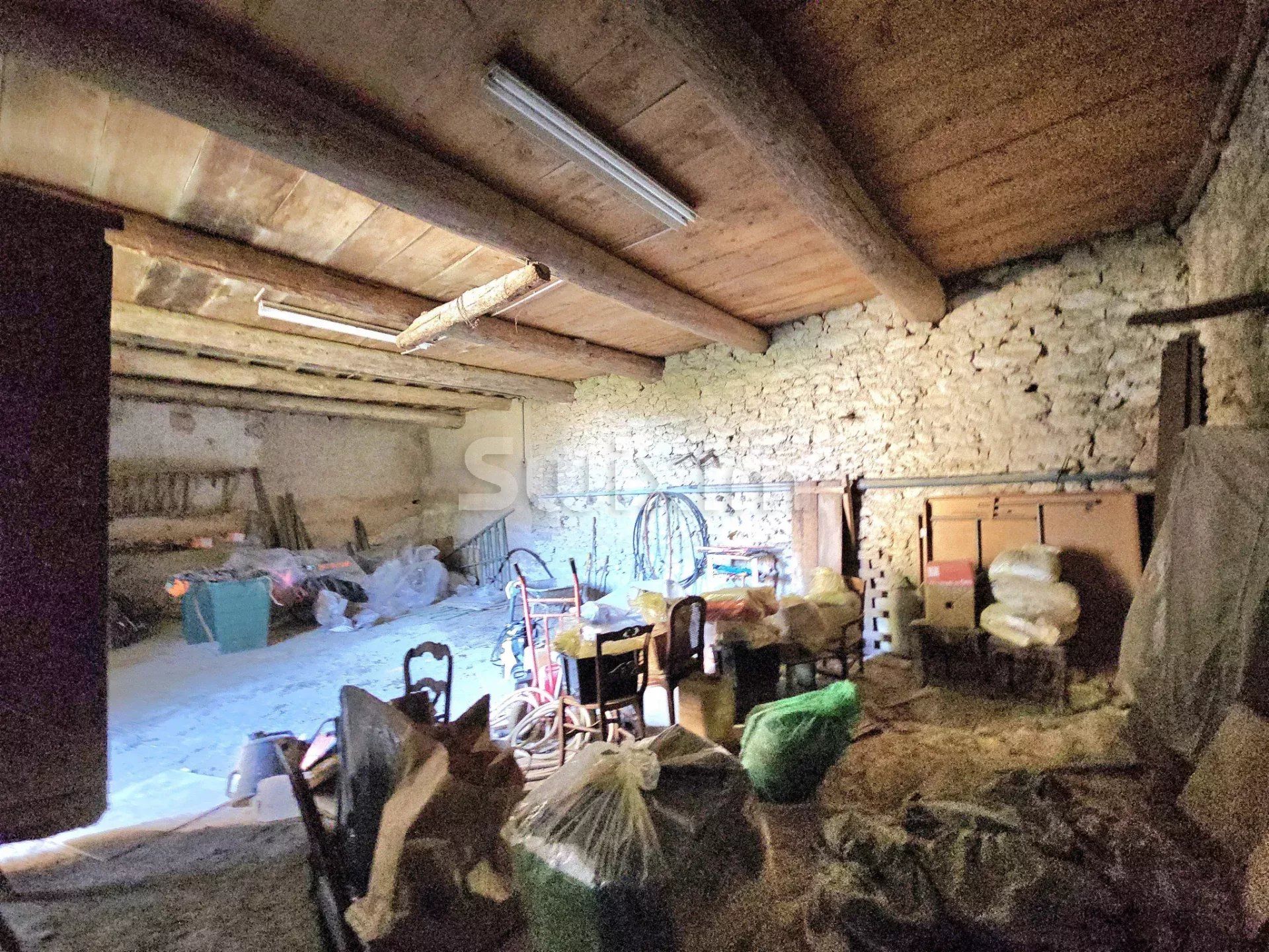 mas 2 Rooms for sale on Saint-Hilaire-d'Ozilhan (30210)