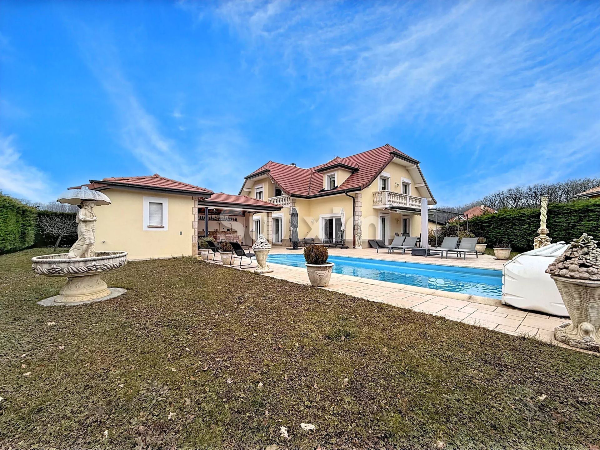 casa 6 Camere in vendita su Veigy-Foncenex (74140)