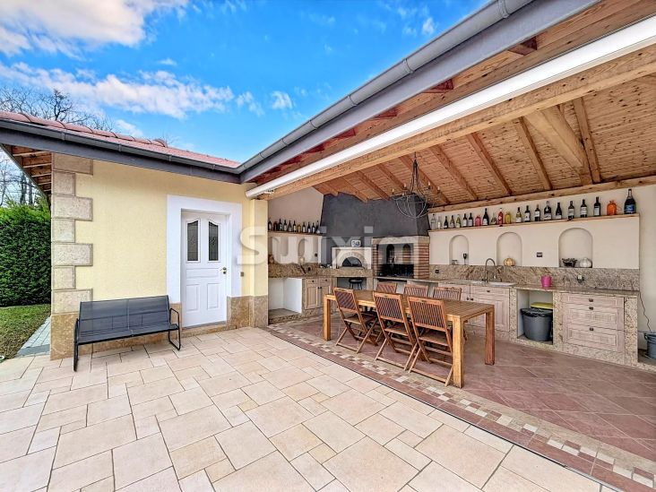 Vendita Casa Veigy-Foncenex 6&nbsp;Camere 313&nbsp;m²