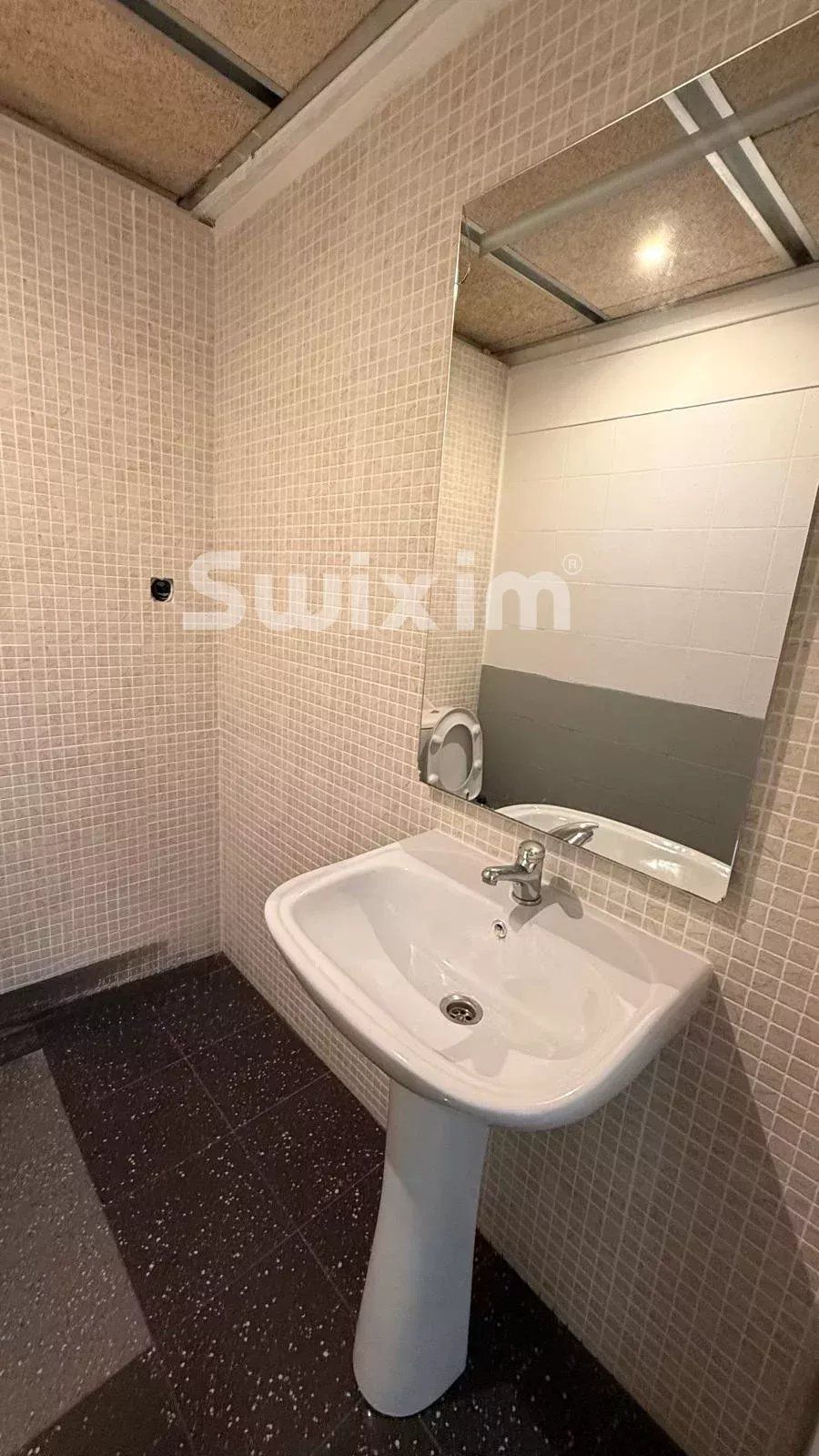 commercial local for sale on Encosta do Sol (2650-1)