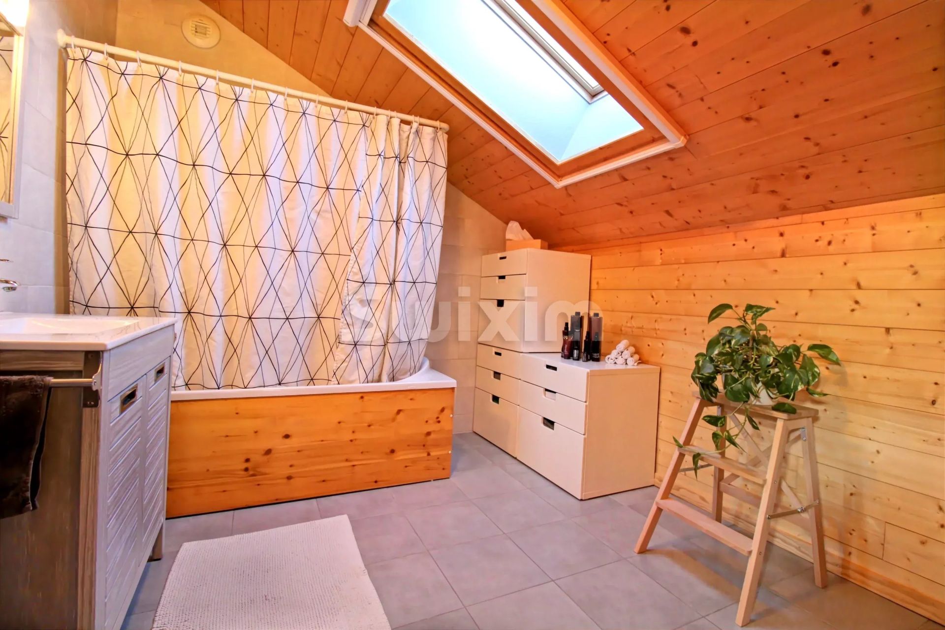 casa 4 Camere in vendita su Prémanon (39220)