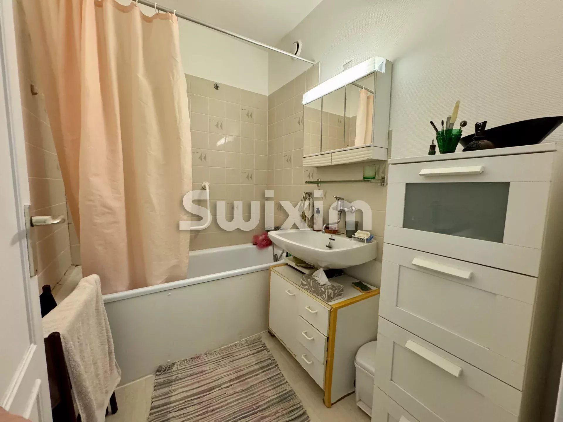 appartamento 3 Camere in vendita su Ferney-Voltaire (01210)