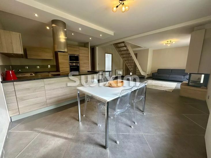 Location Maison Gex 4&nbsp;Pièces 111&nbsp;m²