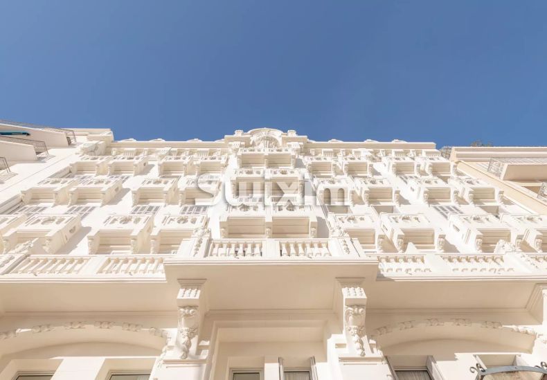 Vente Appartement Saint-Raphaël 3&nbsp;Pièces 107.7&nbsp;m²