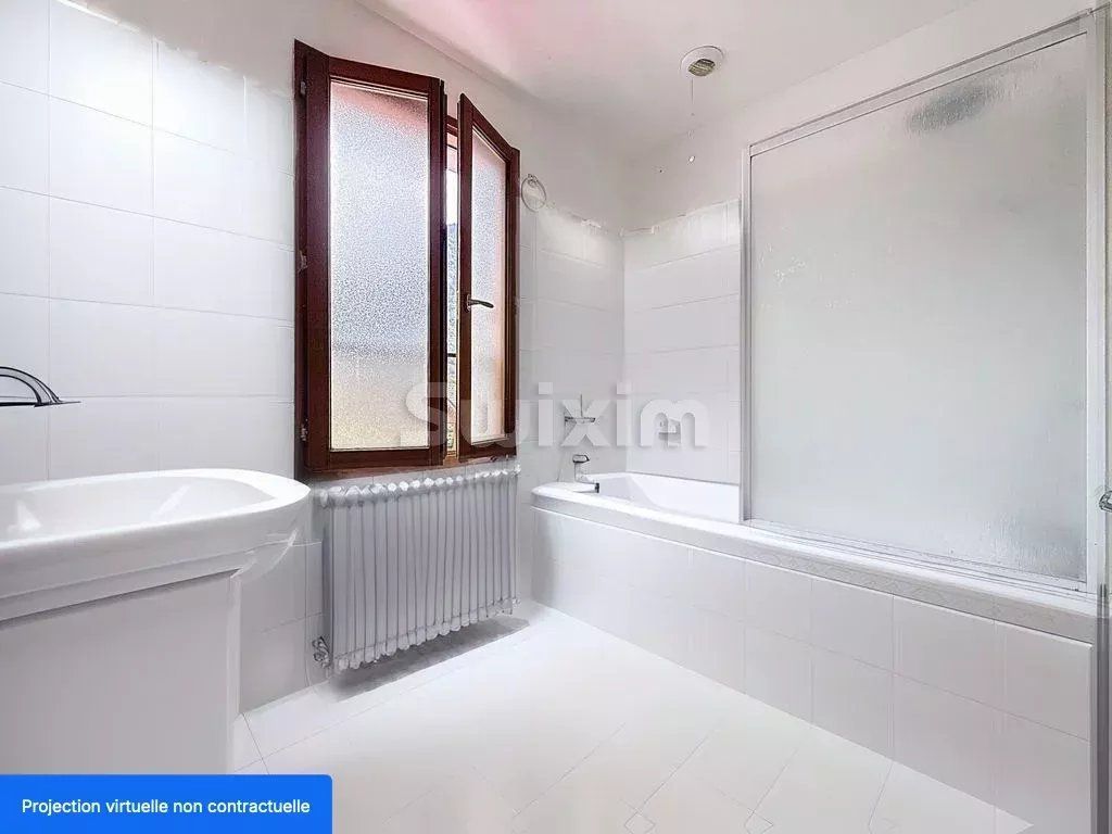 apartment 4 Rooms for sale on Passy (74190)