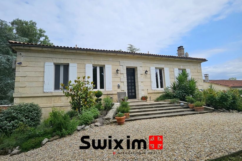 Vente Maison Gaillan-en-Médoc 9&nbsp;Pièces 250&nbsp;m²
