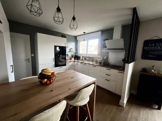 maison 4 Pièces en vente sur École-Valentin (25480)