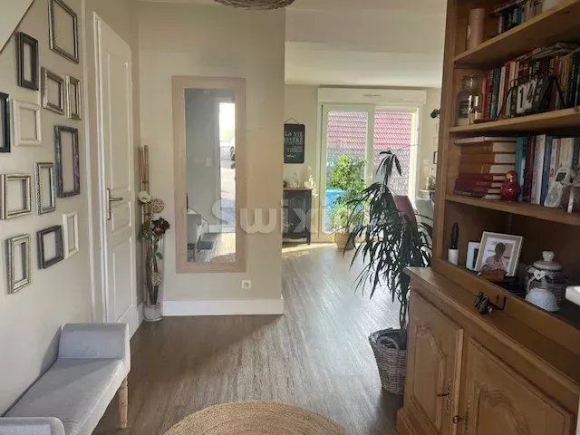 maison 4 Pièces en vente sur École-Valentin (25480)