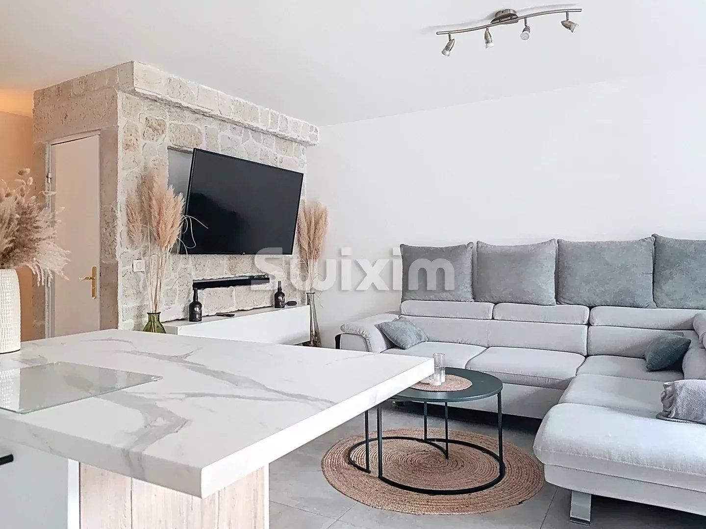 house 4 Rooms for sale on Vétraz-Monthoux (74100)