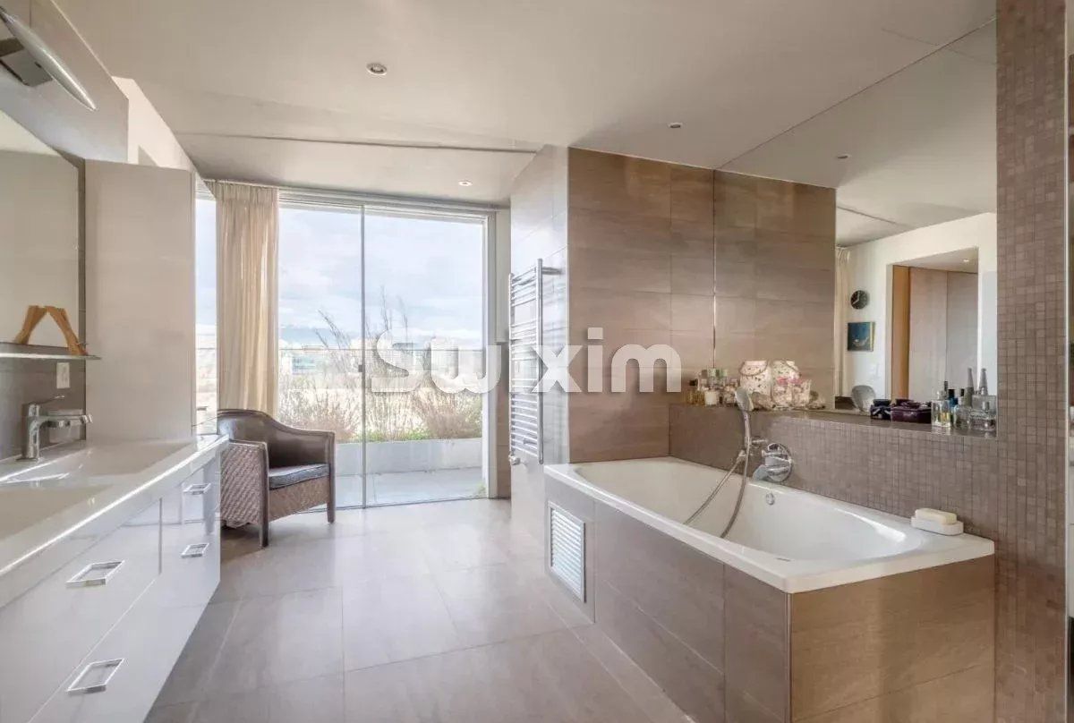 penthouse 7 Quartos para venda sobre Carouge (1227)