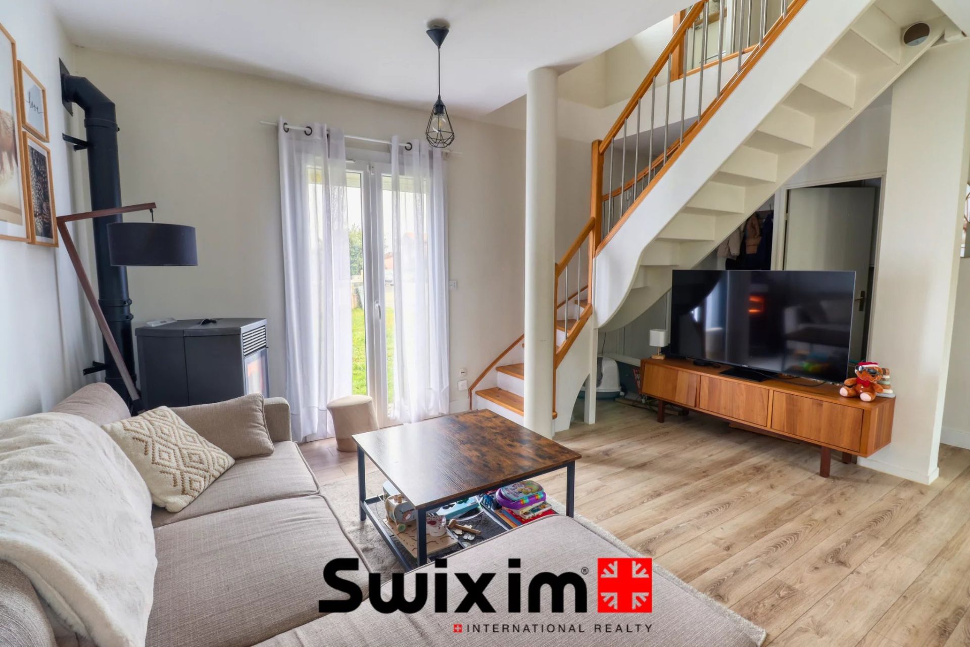 house 4 Rooms for sale on Eysines (33320)