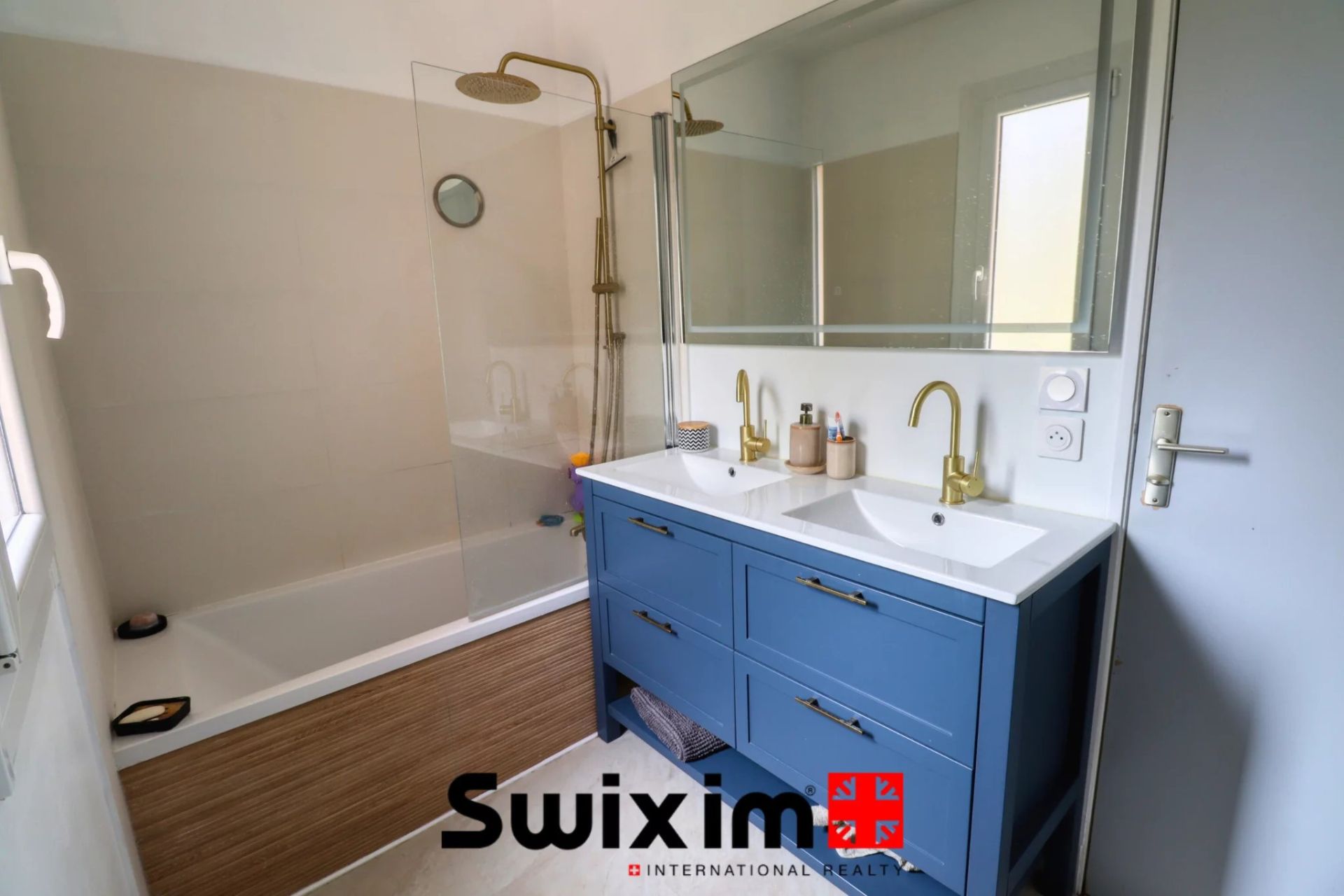 house 4 Rooms for sale on Eysines (33320)