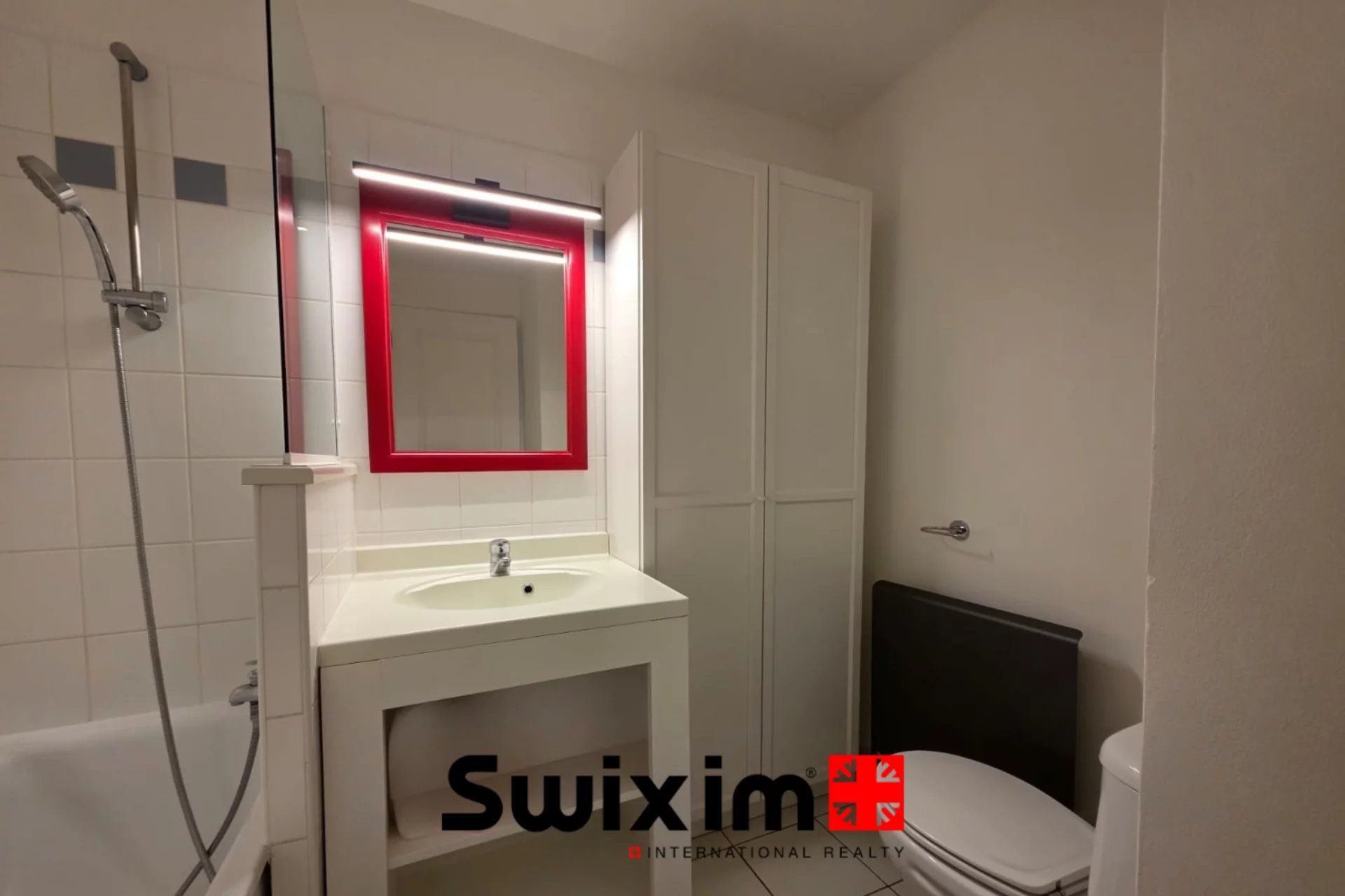 apartment 2 Rooms for sale on Carcans (33121)