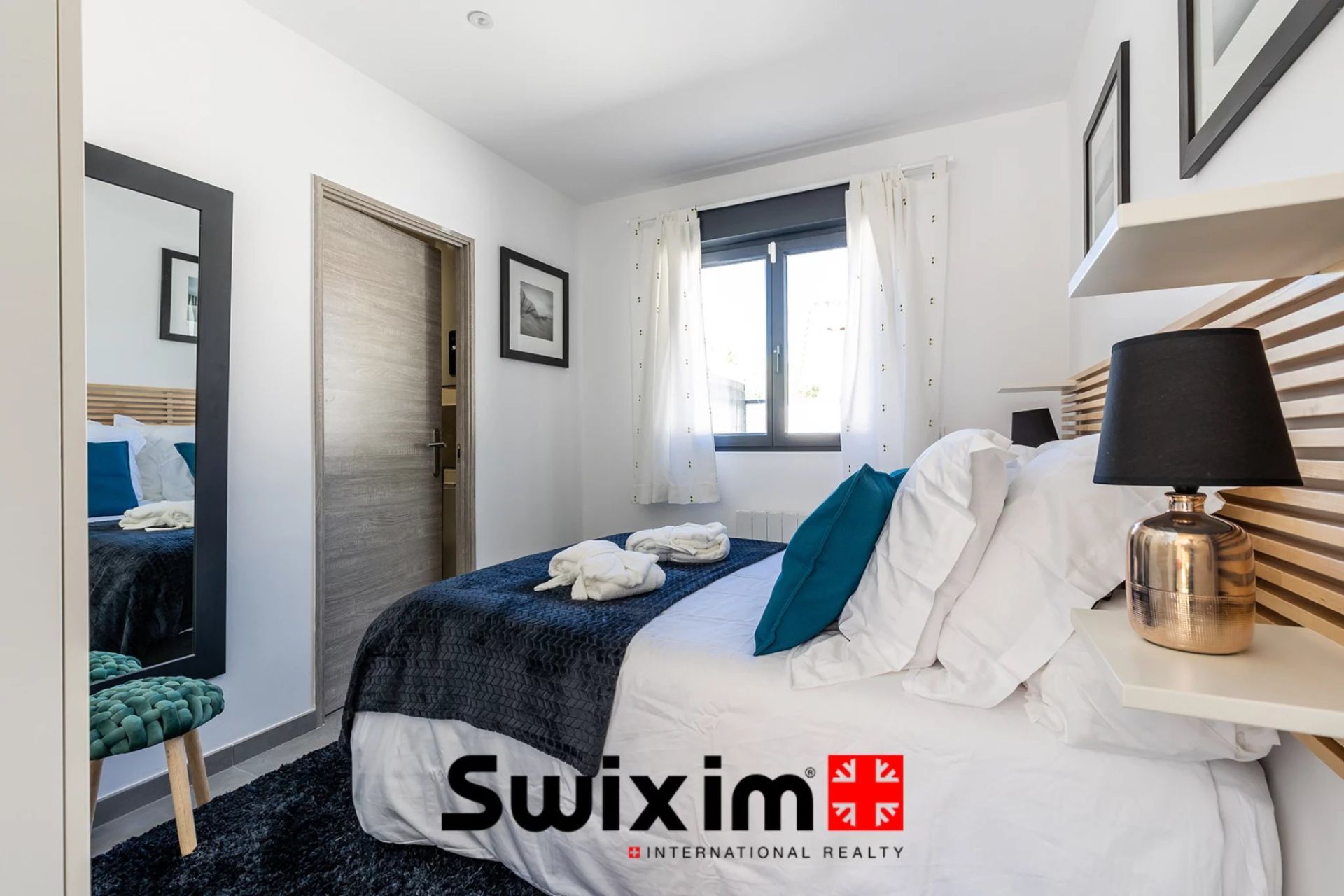 house 10 Rooms for sale on Vertheuil (33180)