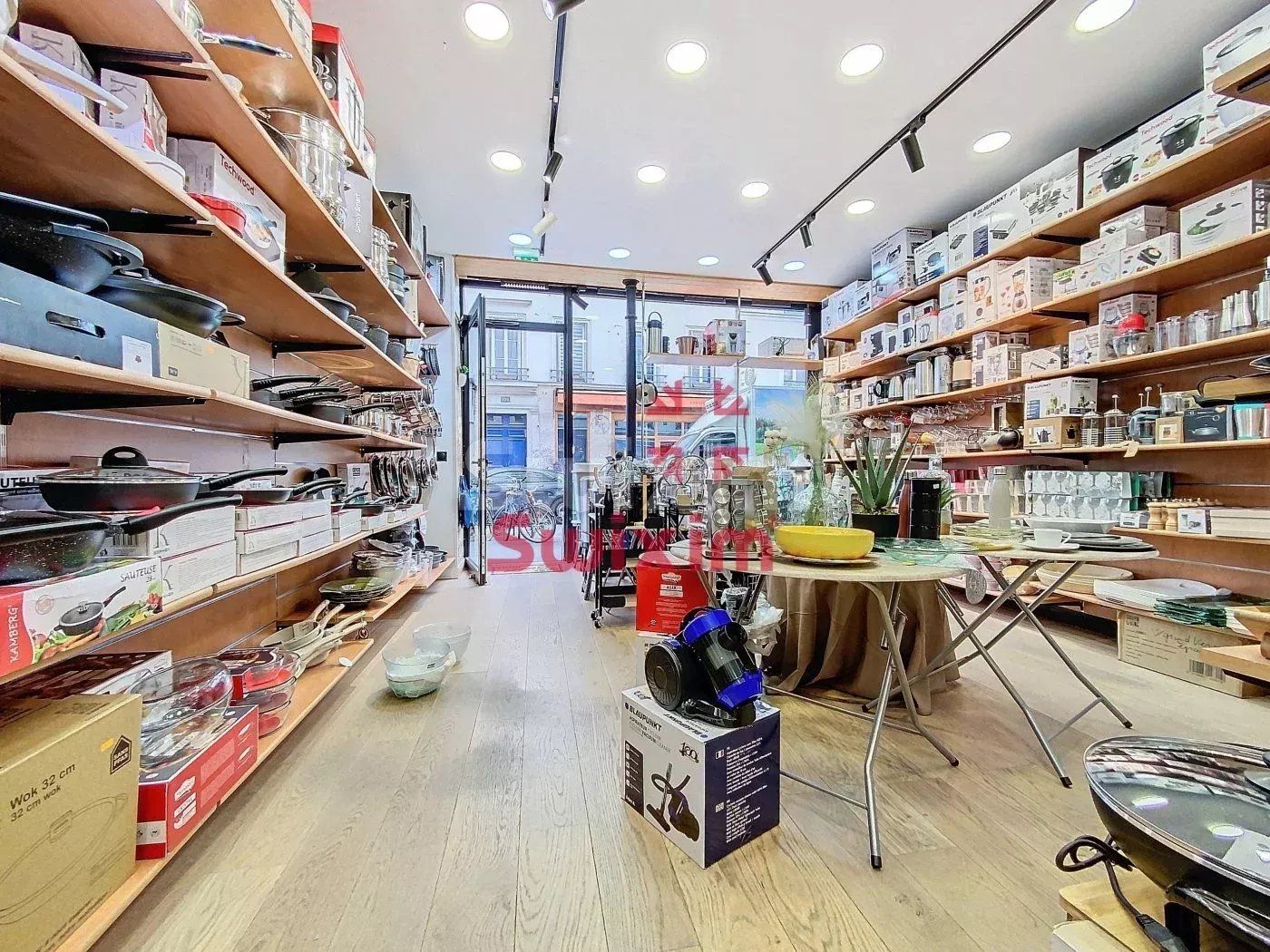 activity premises for sale on Paris 11ème (75011)