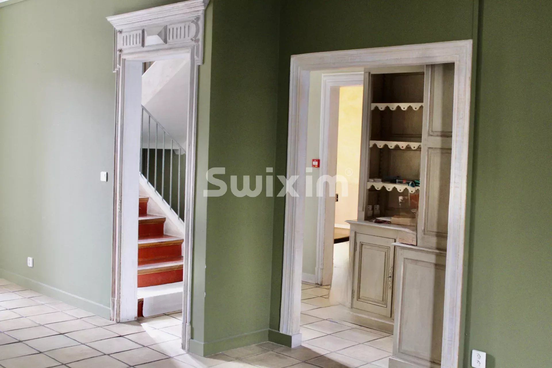 mansión (hôtel particulier) 14 Salas en venta en Nyons (26110)