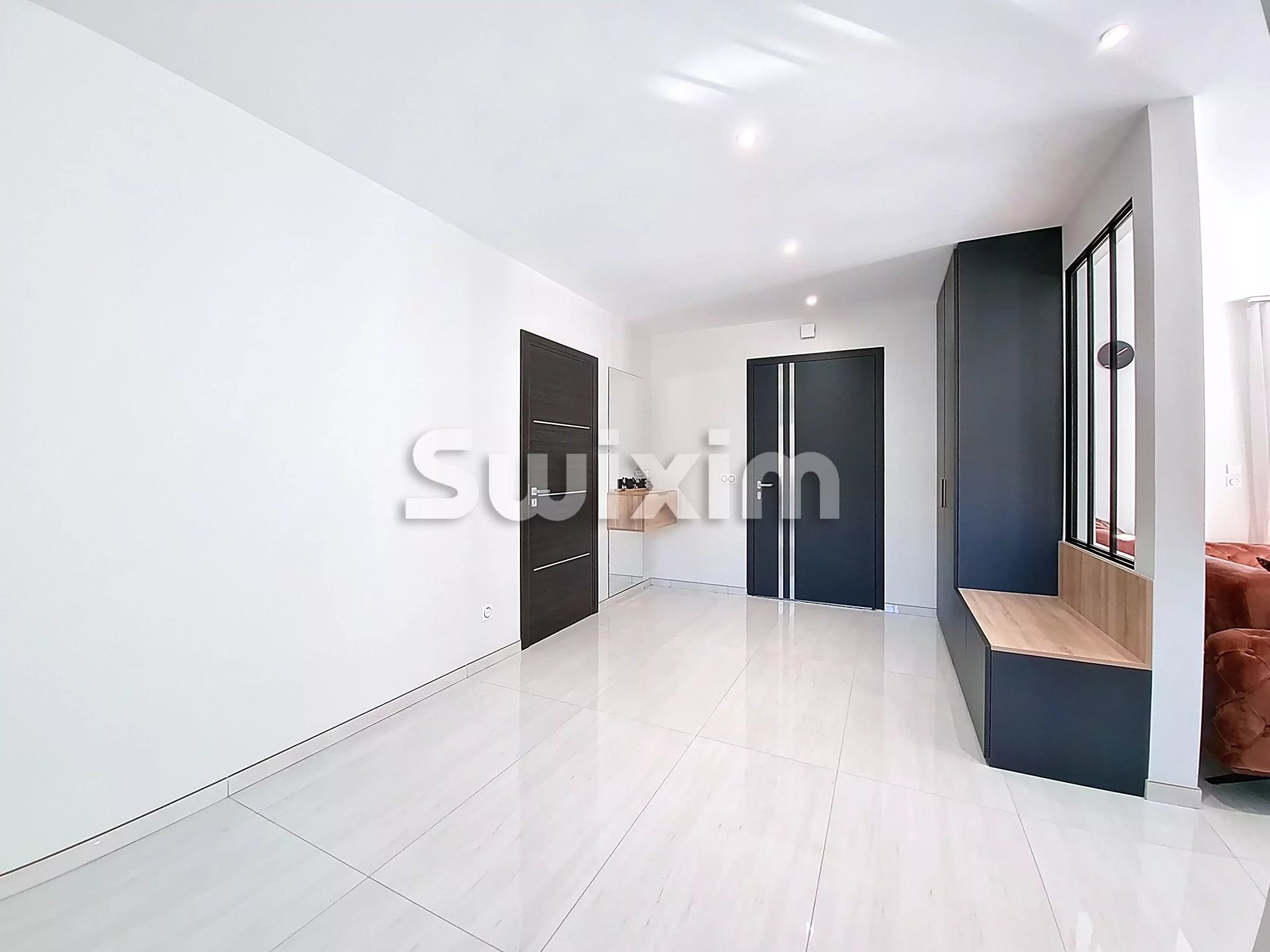 casa 6 Camere in vendita su Valserhône (01200)