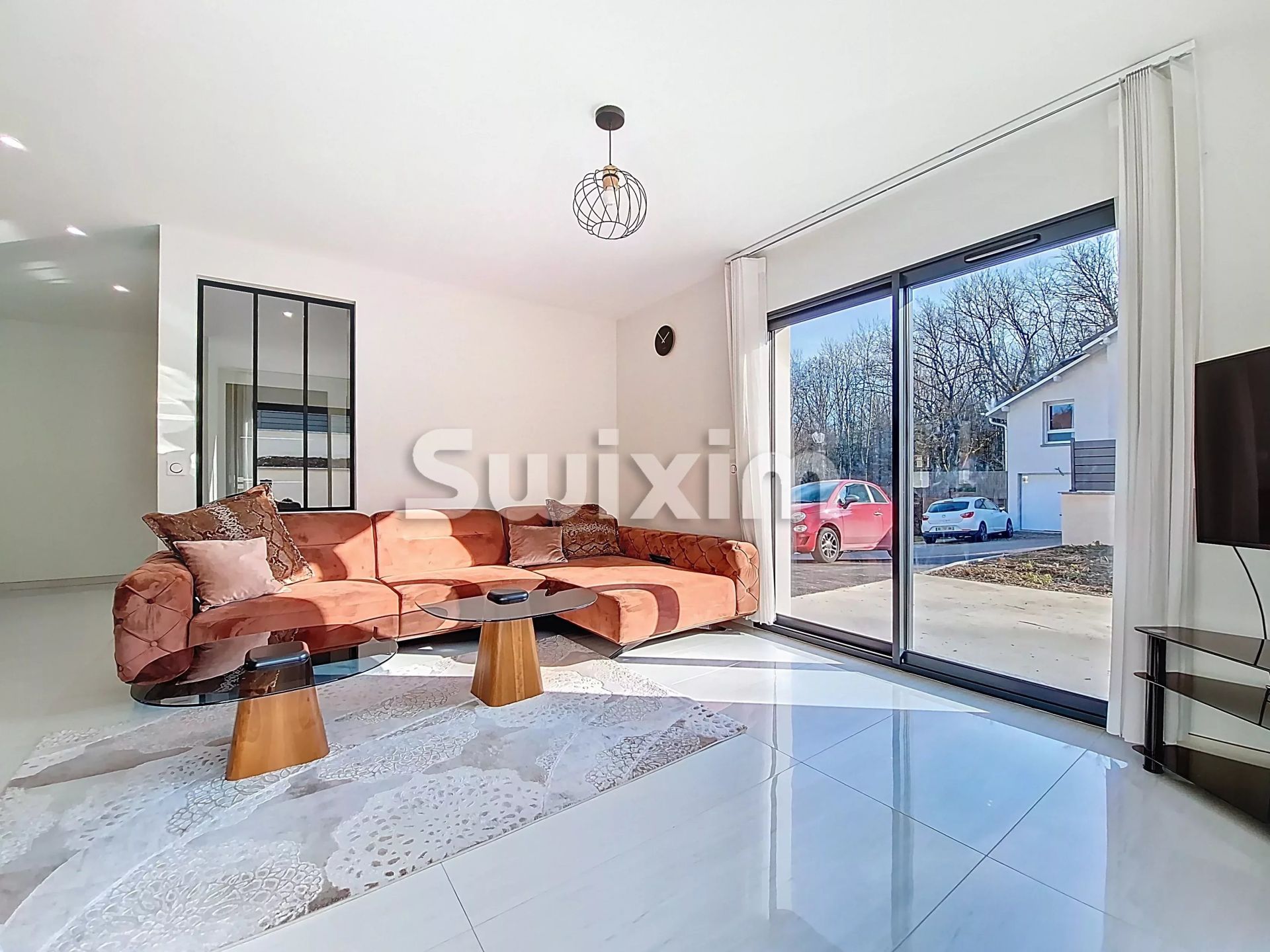 casa 6 Camere in vendita su Valserhône (01200)