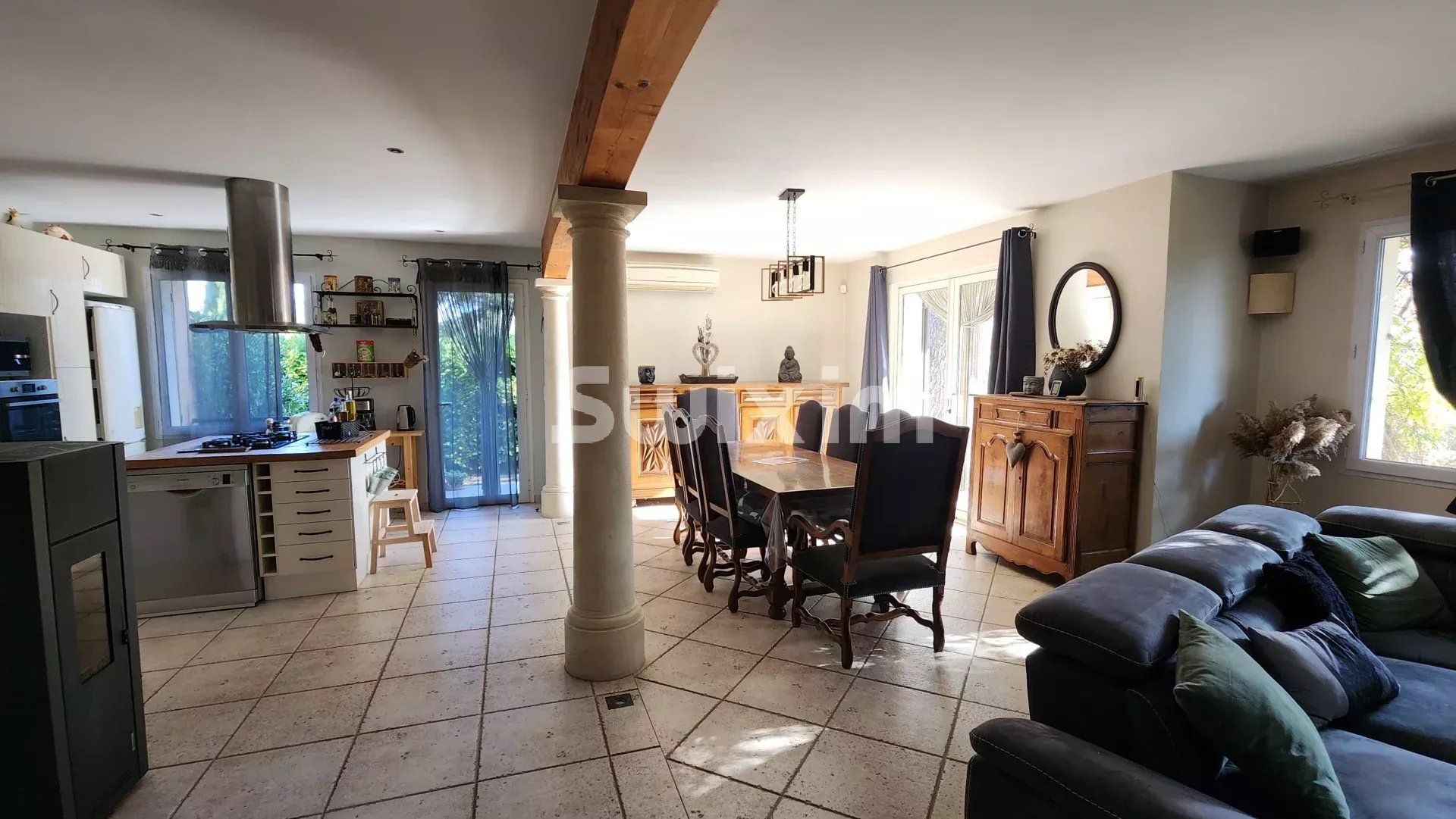 casa 5 Camere in vendita su Valréas (84600)