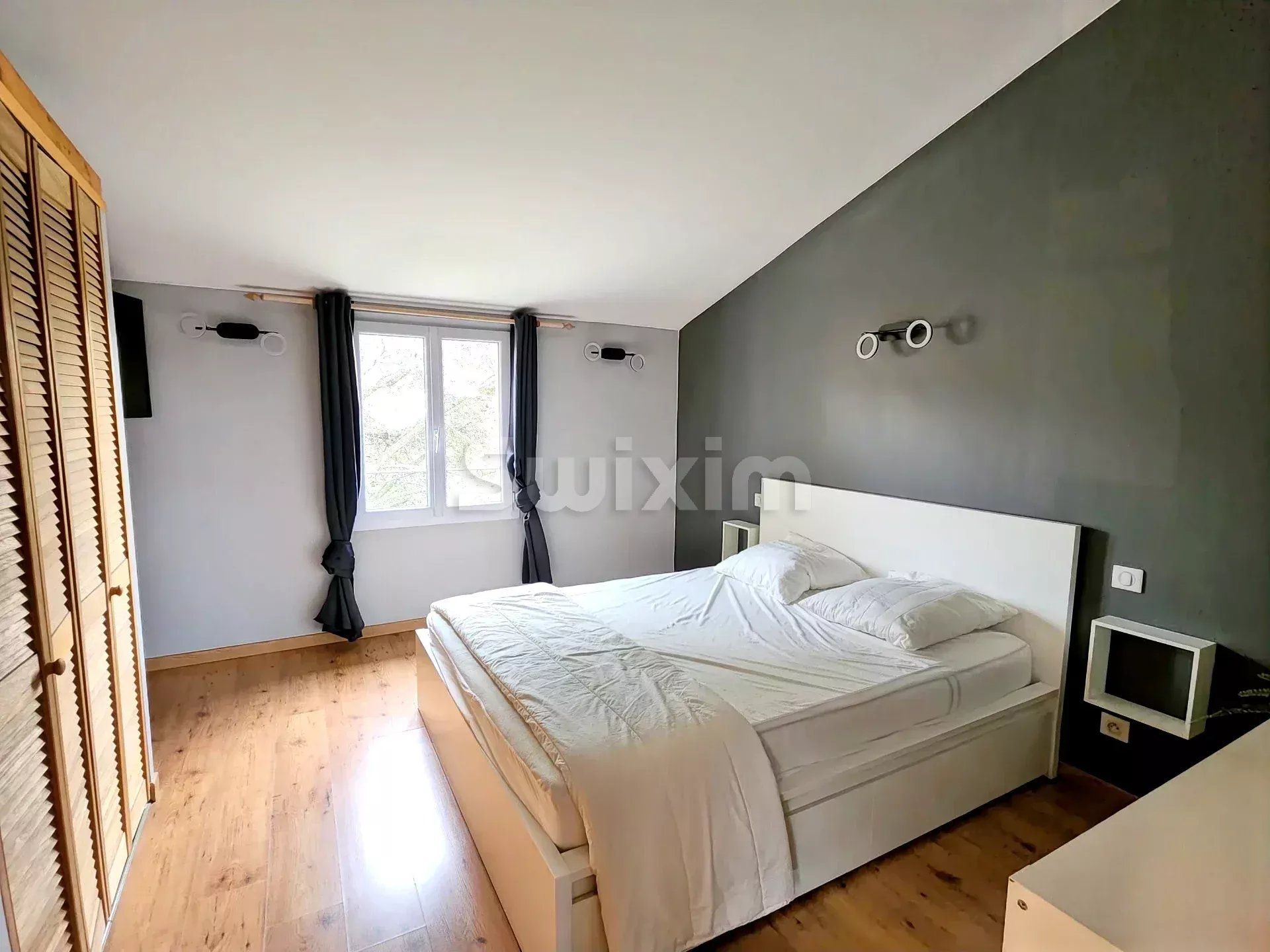 casa 5 Camere in vendita su Valréas (84600)