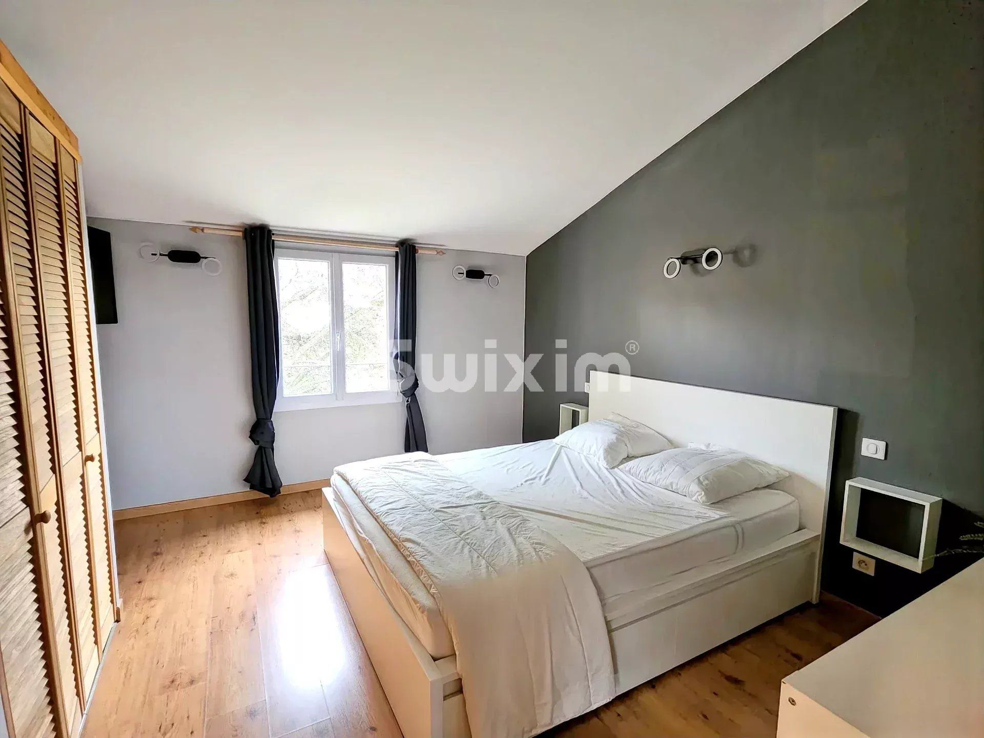 casa 5 Camere in vendita su Valréas (84600)