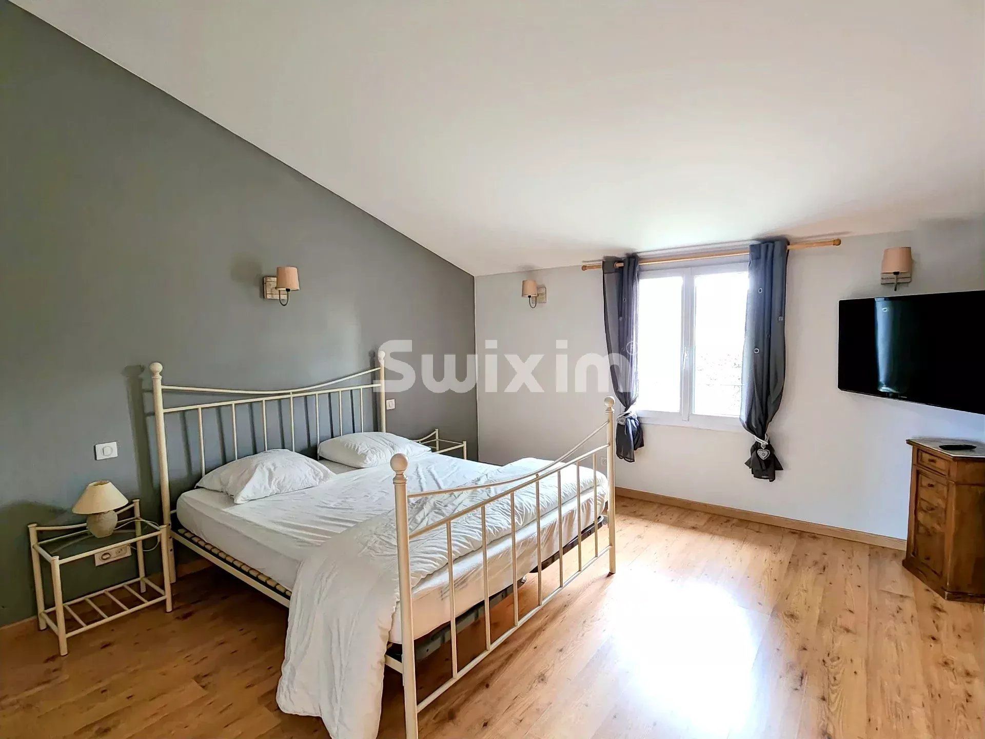 casa 5 Camere in vendita su Valréas (84600)