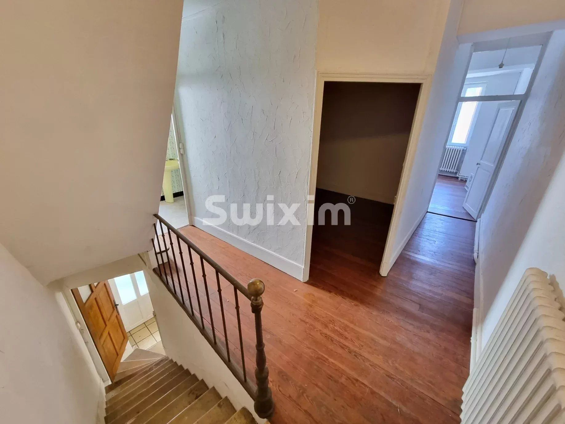 casa di città 6 Camere in vendita su Tannay (58190)