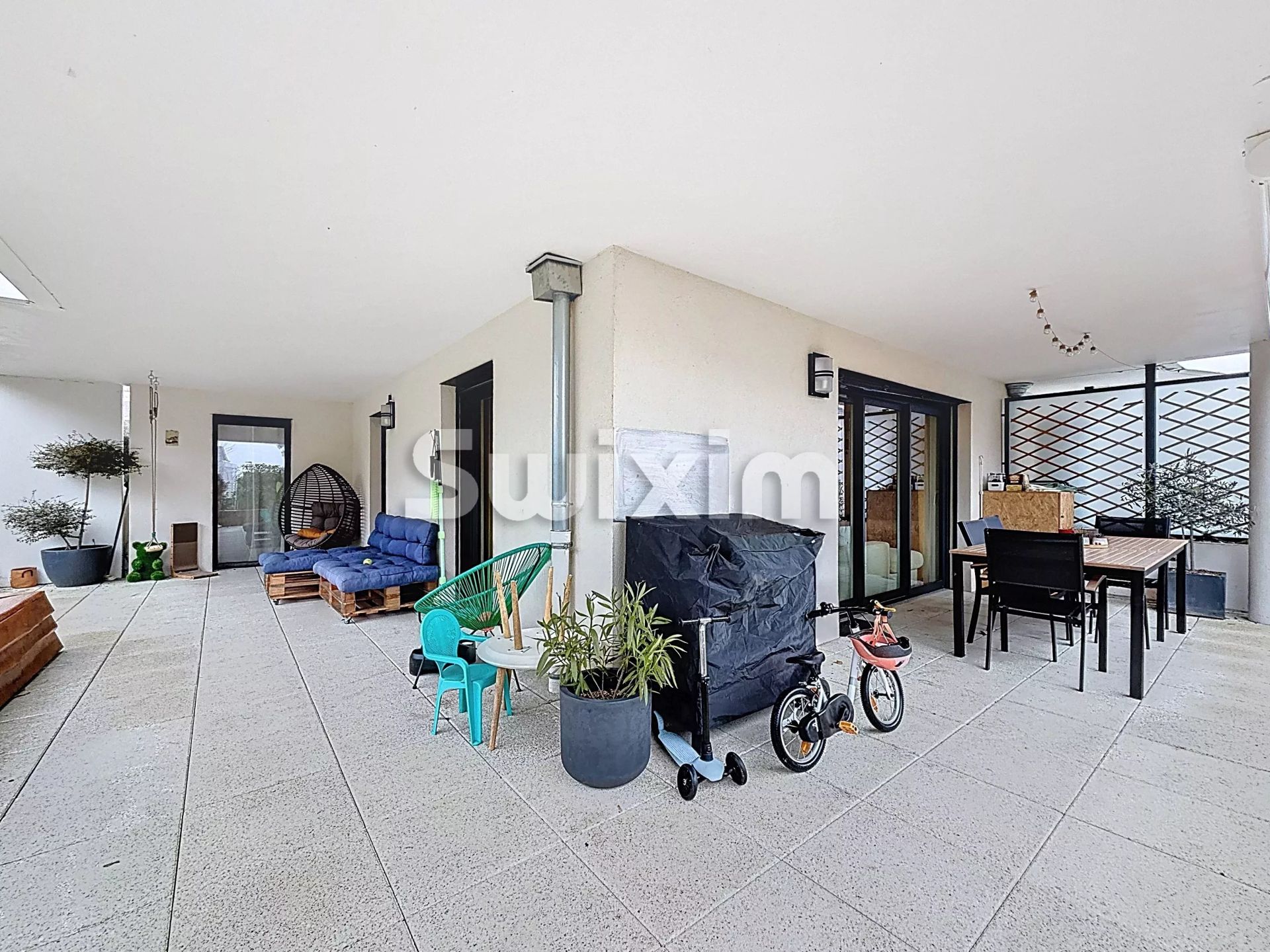 appartamento 4 Camere in vendita su Divonne-les-Bains (01220)